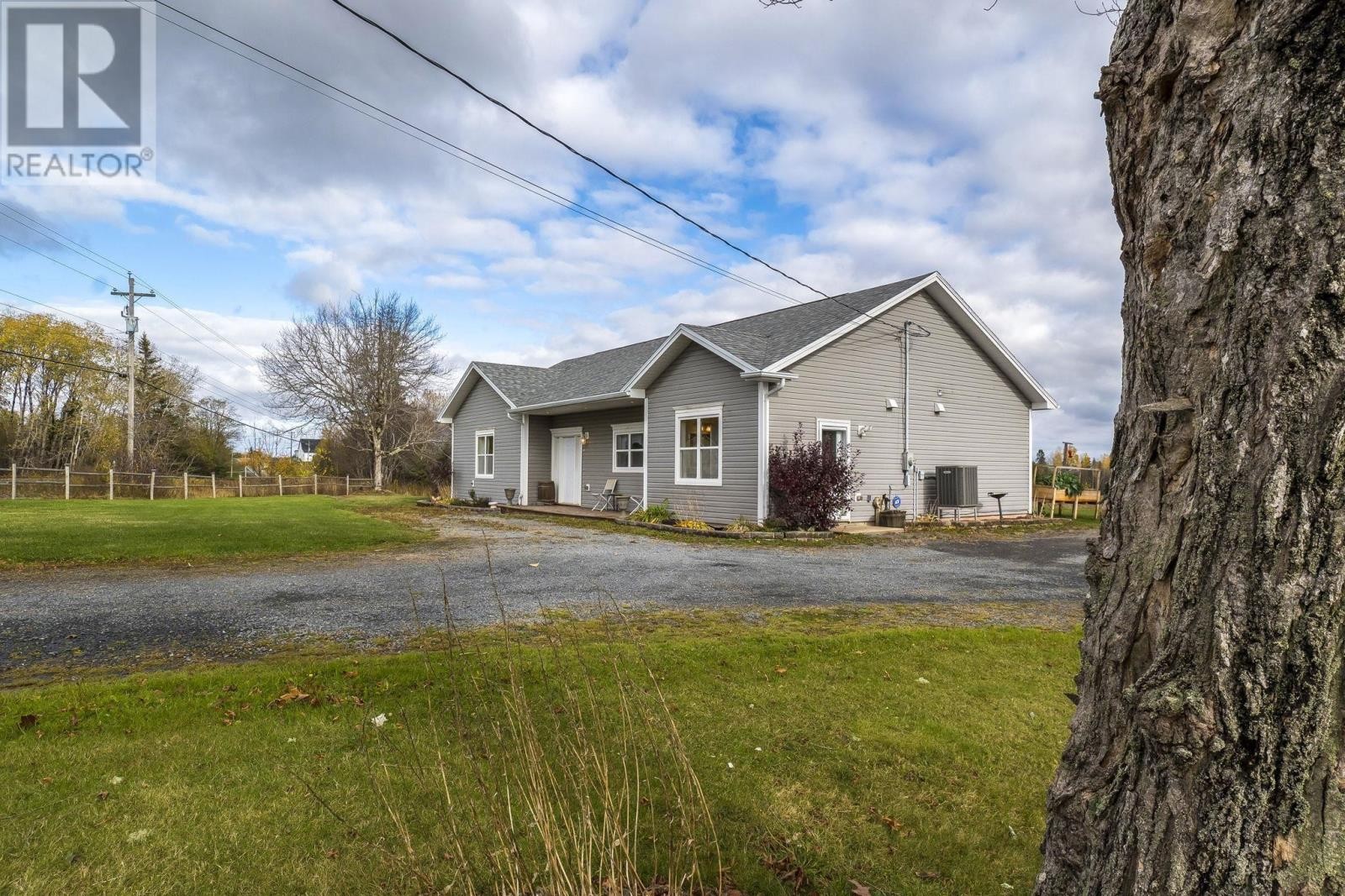 












6874 Highway 354

,
Kennetcook,







Nova Scotia
B0N1P0

