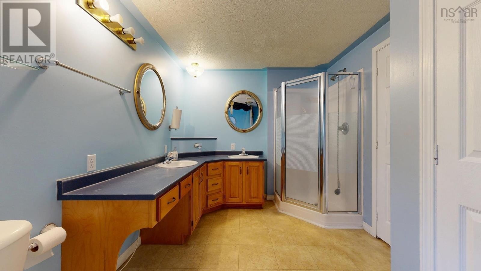 












2905 Highway 3

,
Brass Hill,




Nova Scotia
B0W1E0

