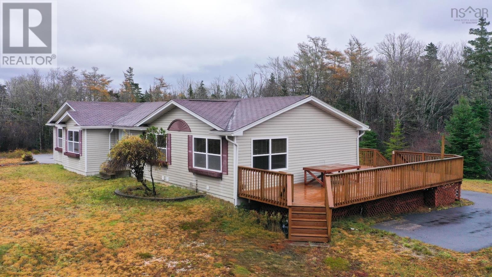 












2905 Highway 3

,
Brass Hill,




Nova Scotia
B0W1E0

