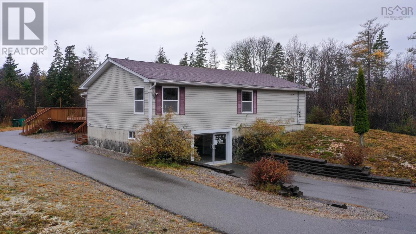 












2905 Highway 3

,
Brass Hill,




Nova Scotia
B0W1E0

