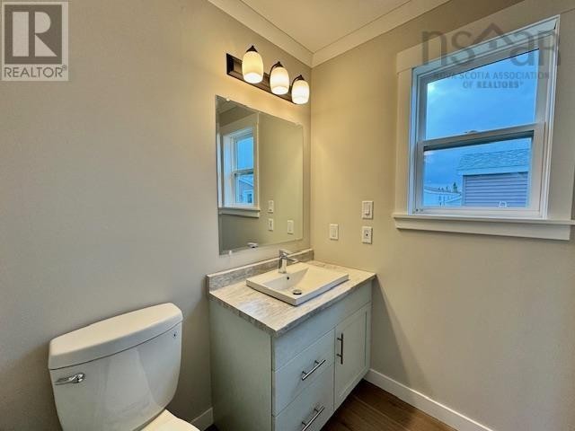 












4 Christopher Avenue

,
Mount Uniacke,




Nova Scotia
B0N1Z0

