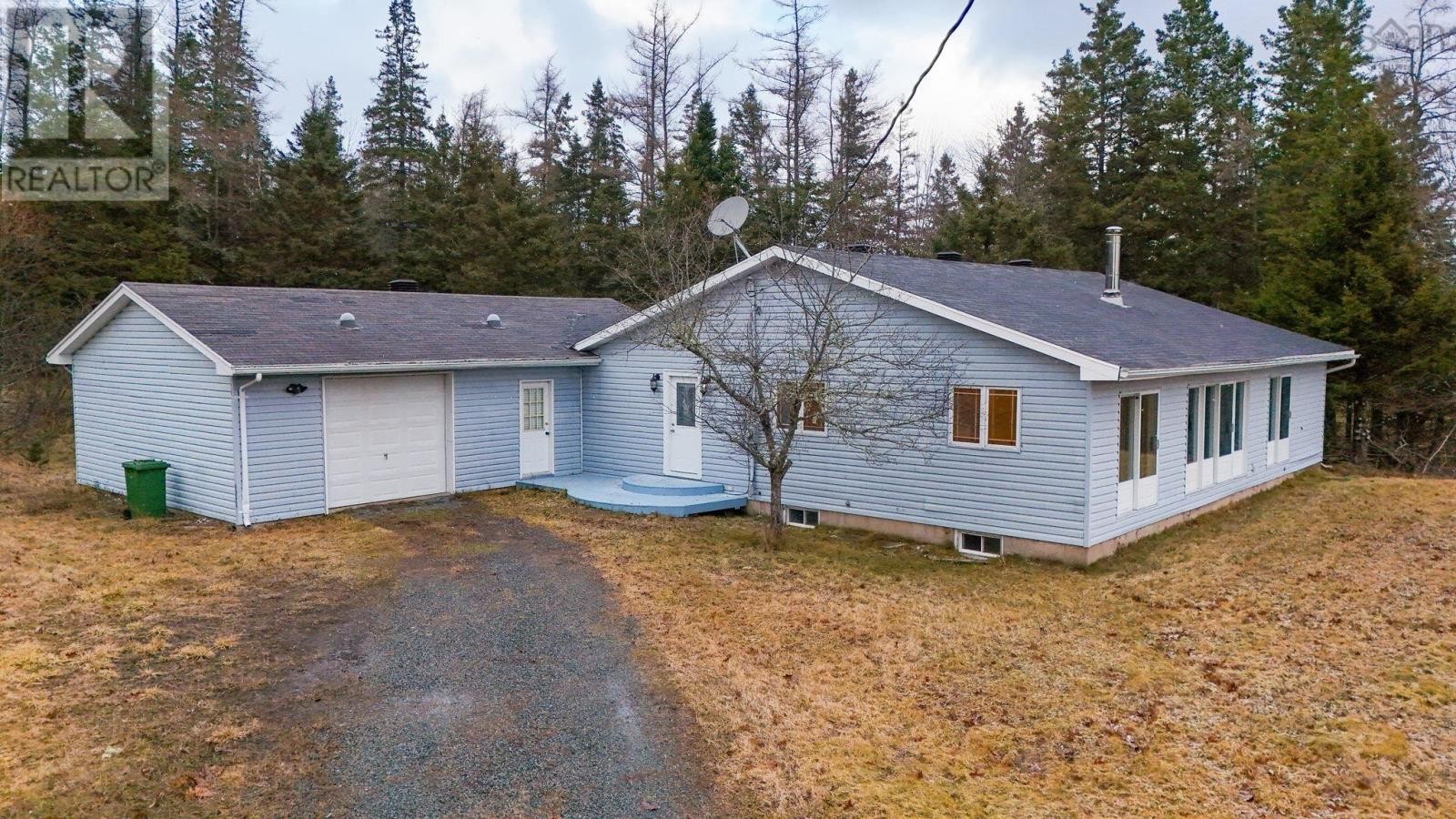 












9676 Highway 224

,
Greenwood,




Nova Scotia
B0N1X0

