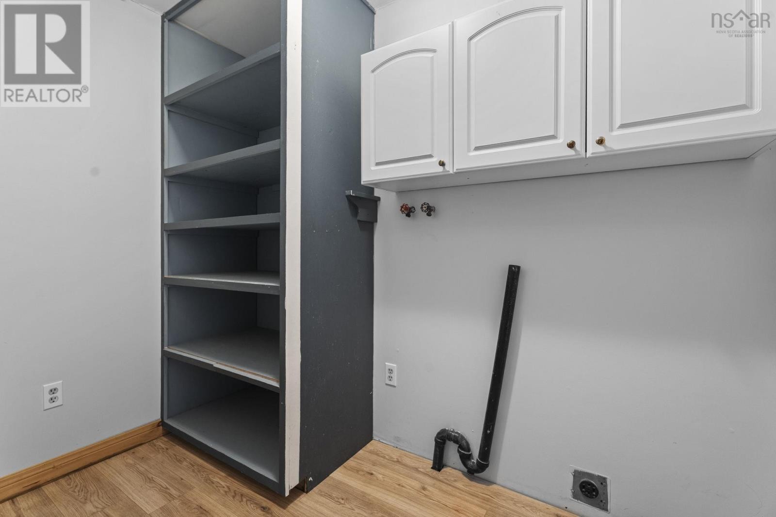 












9676 Highway 224

,
Greenwood,




Nova Scotia
B0N1X0

