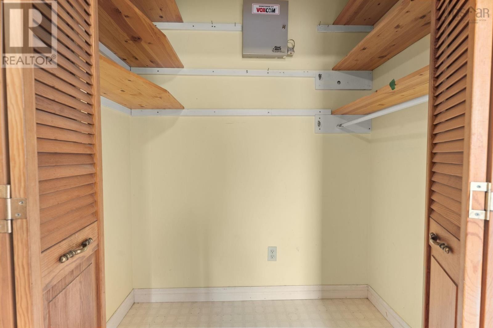 












9676 Highway 224

,
Greenwood,




Nova Scotia
B0N1X0

