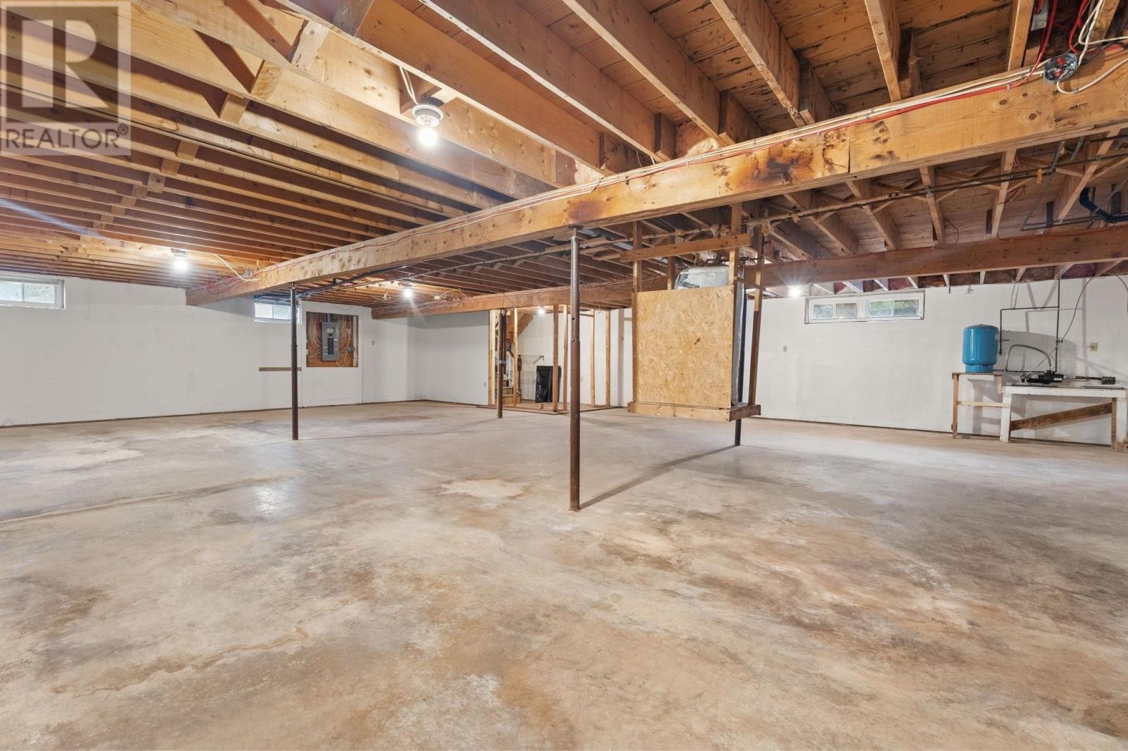 












9676 Highway 224

,
Greenwood,




Nova Scotia
B0N1X0

