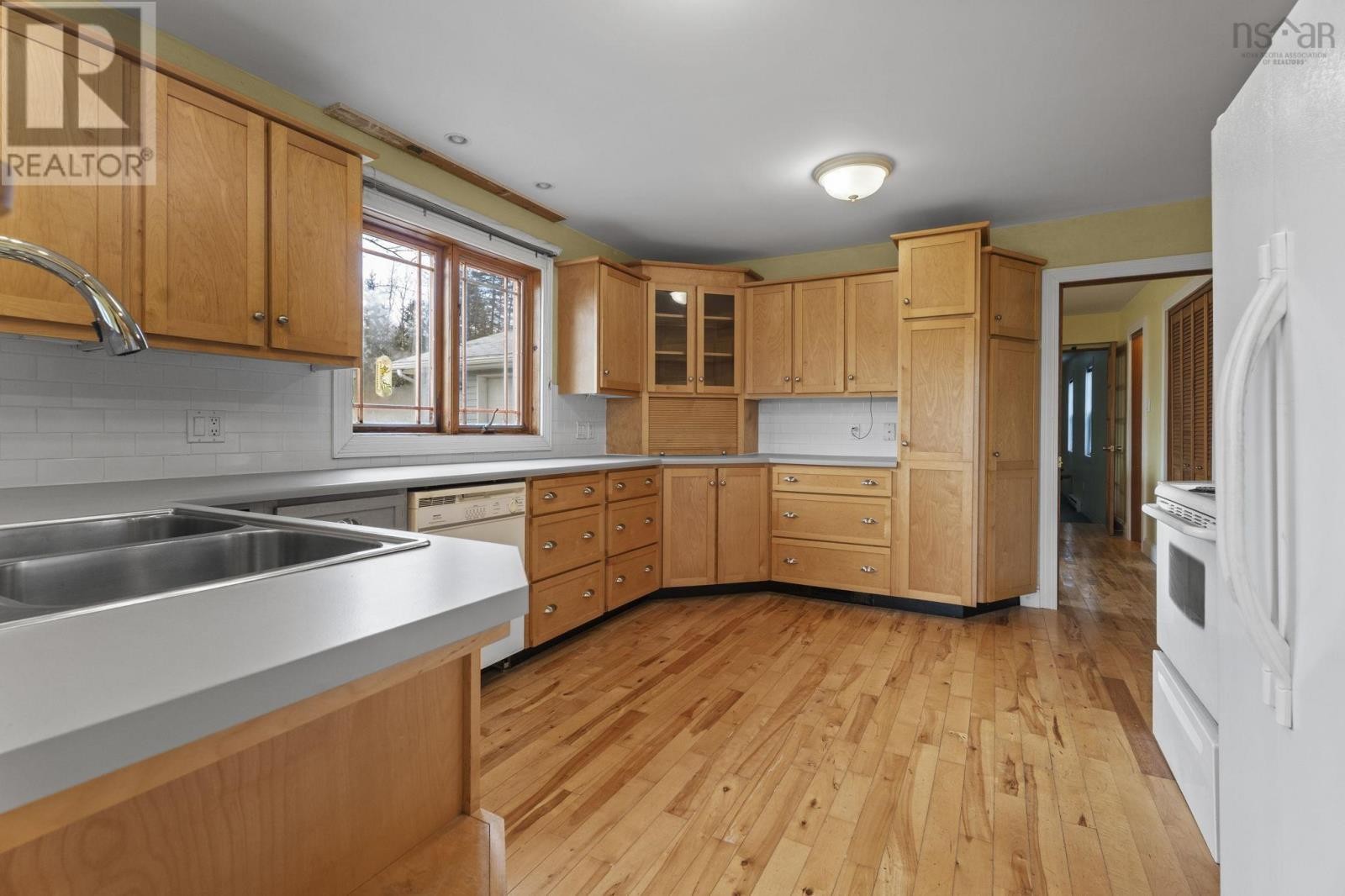 












9676 Highway 224

,
Greenwood,




Nova Scotia
B0N1X0

