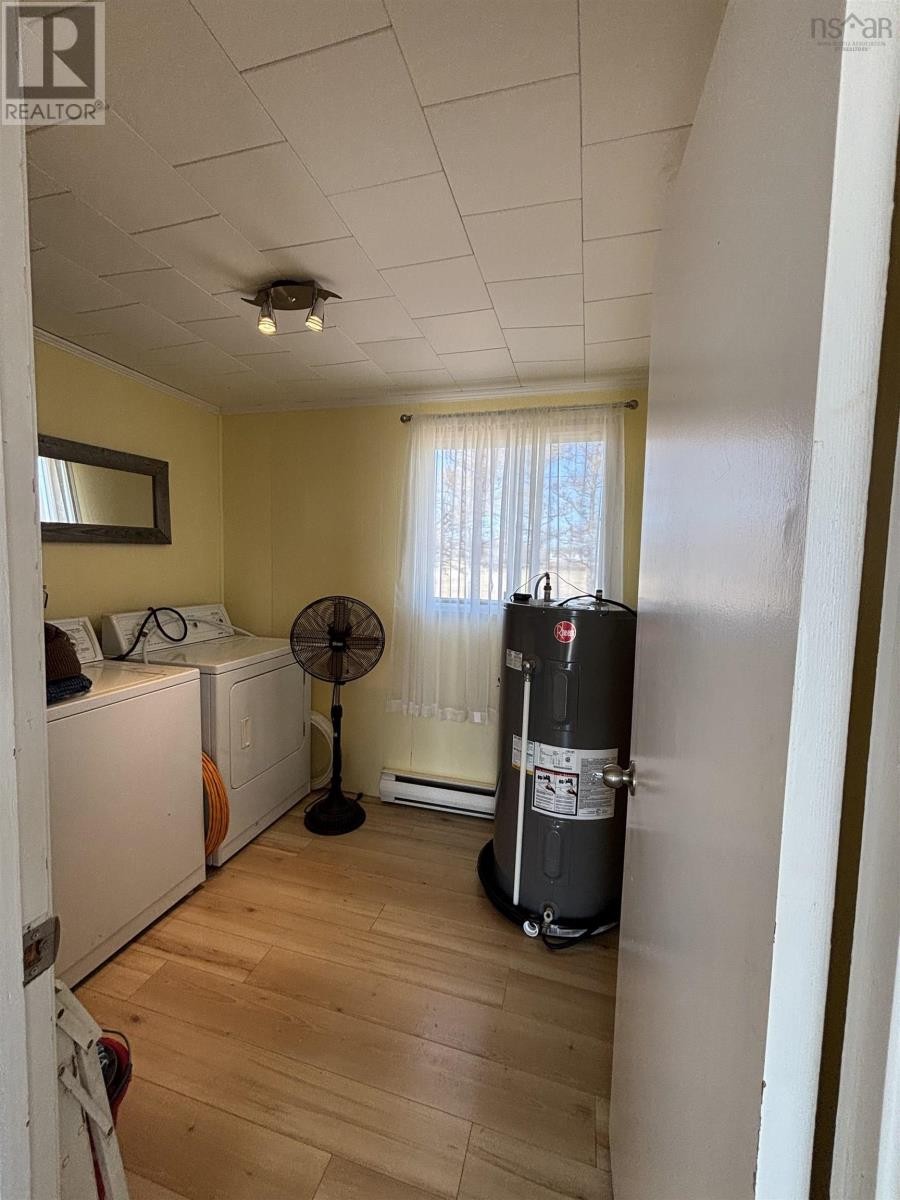 












107 Hamilton Lane

,
Brule Point,







Nova Scotia
B0K1V0

