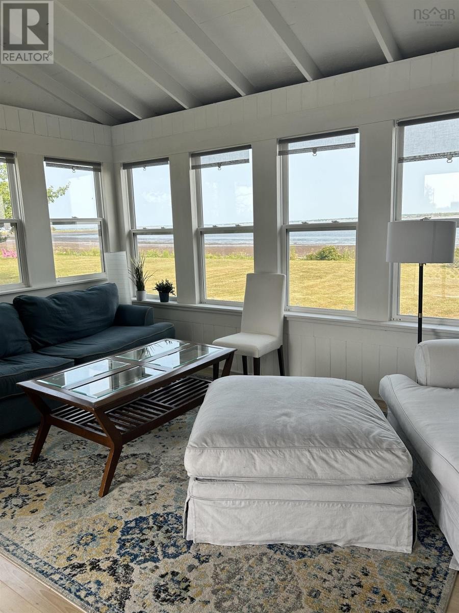 












107 Hamilton Lane

,
Brule Point,







Nova Scotia
B0K1V0

