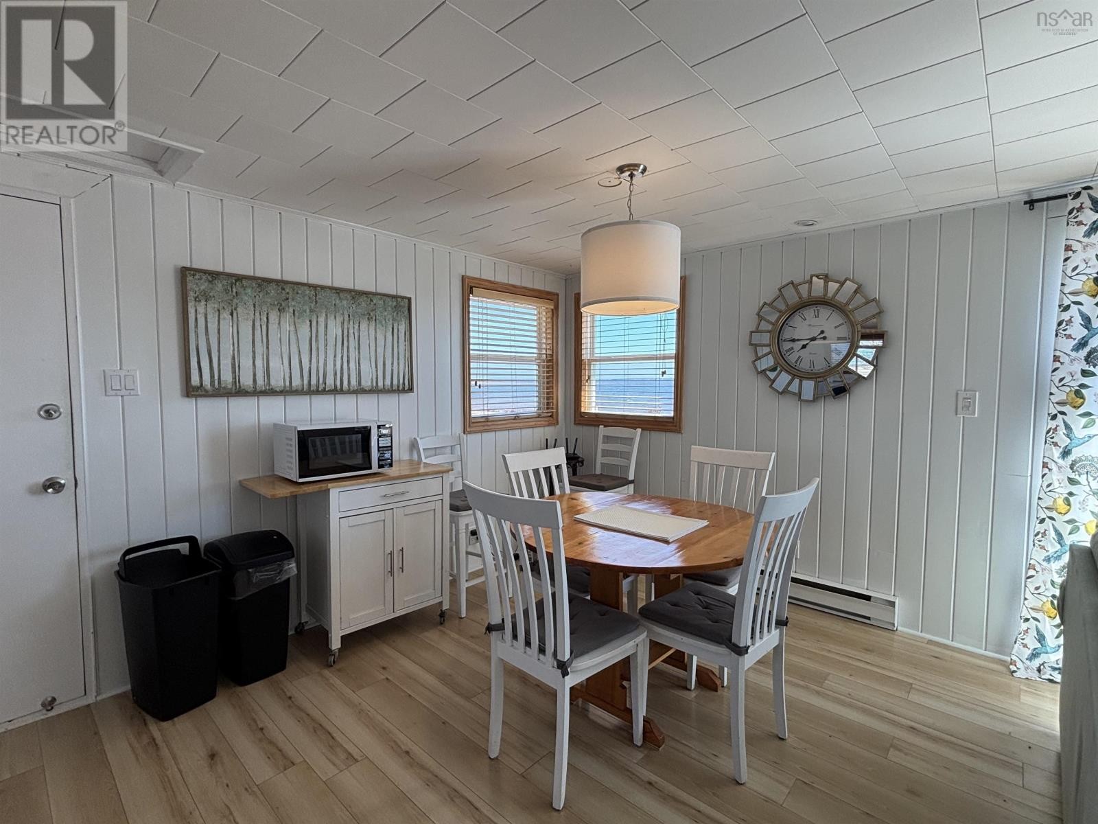 












107 Hamilton Lane

,
Brule Point,







Nova Scotia
B0K1V0

