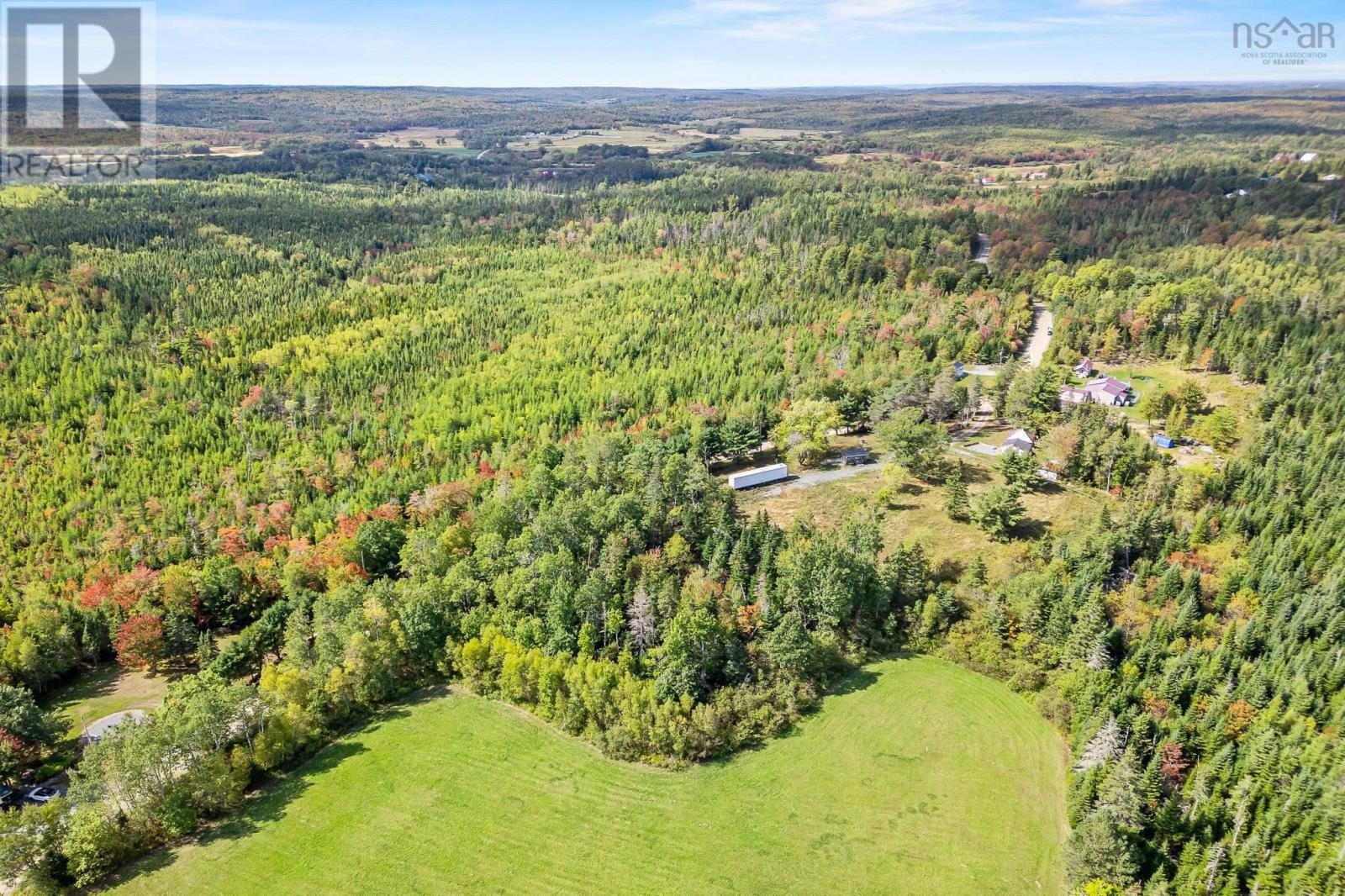 












183/191 Perry Grant Drive

,
Meaghers Grant,







Nova Scotia
B0N1K0

