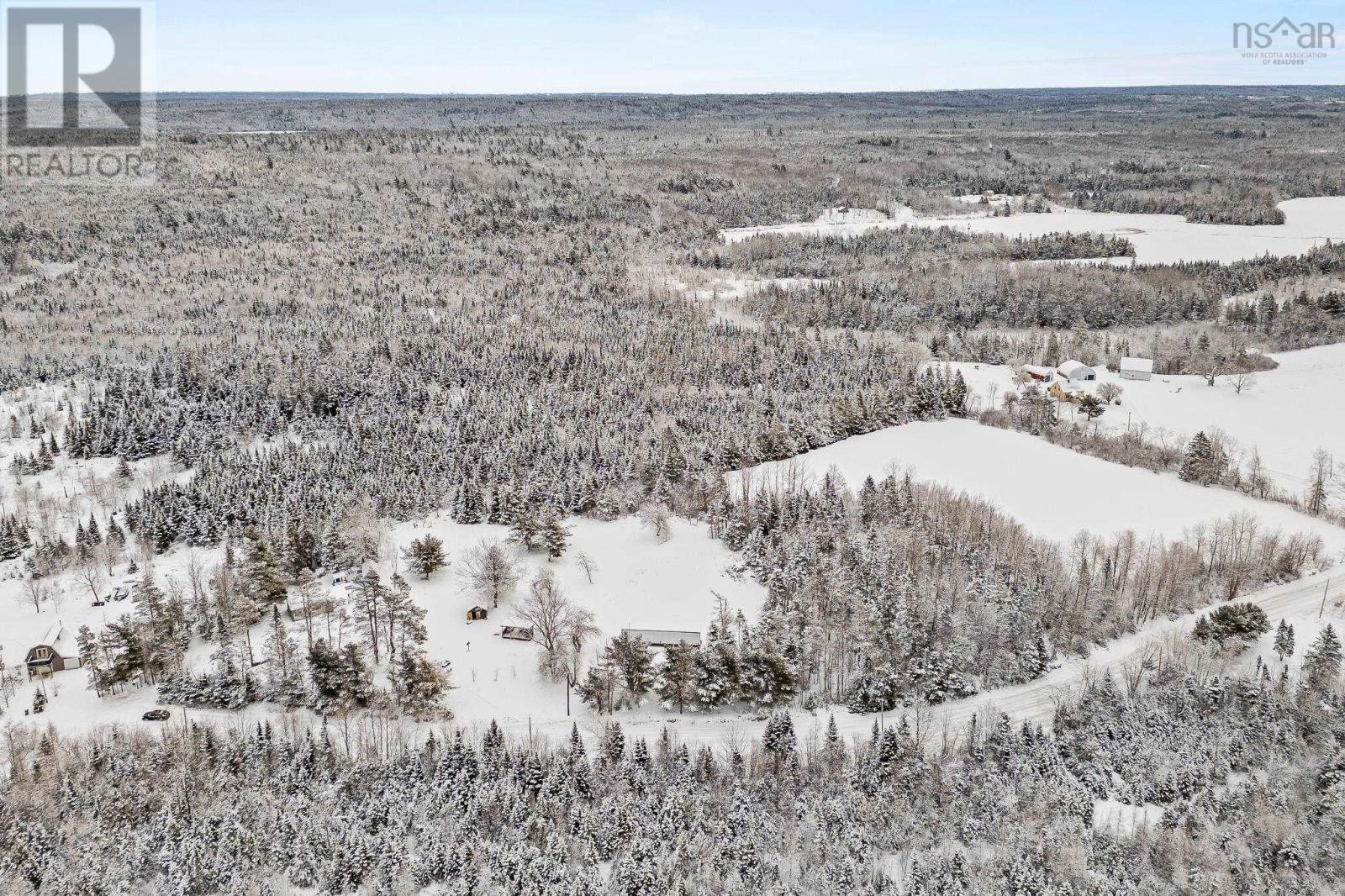 












183/191 Perry Grant Drive

,
Meaghers Grant,







Nova Scotia
B0N1K0

