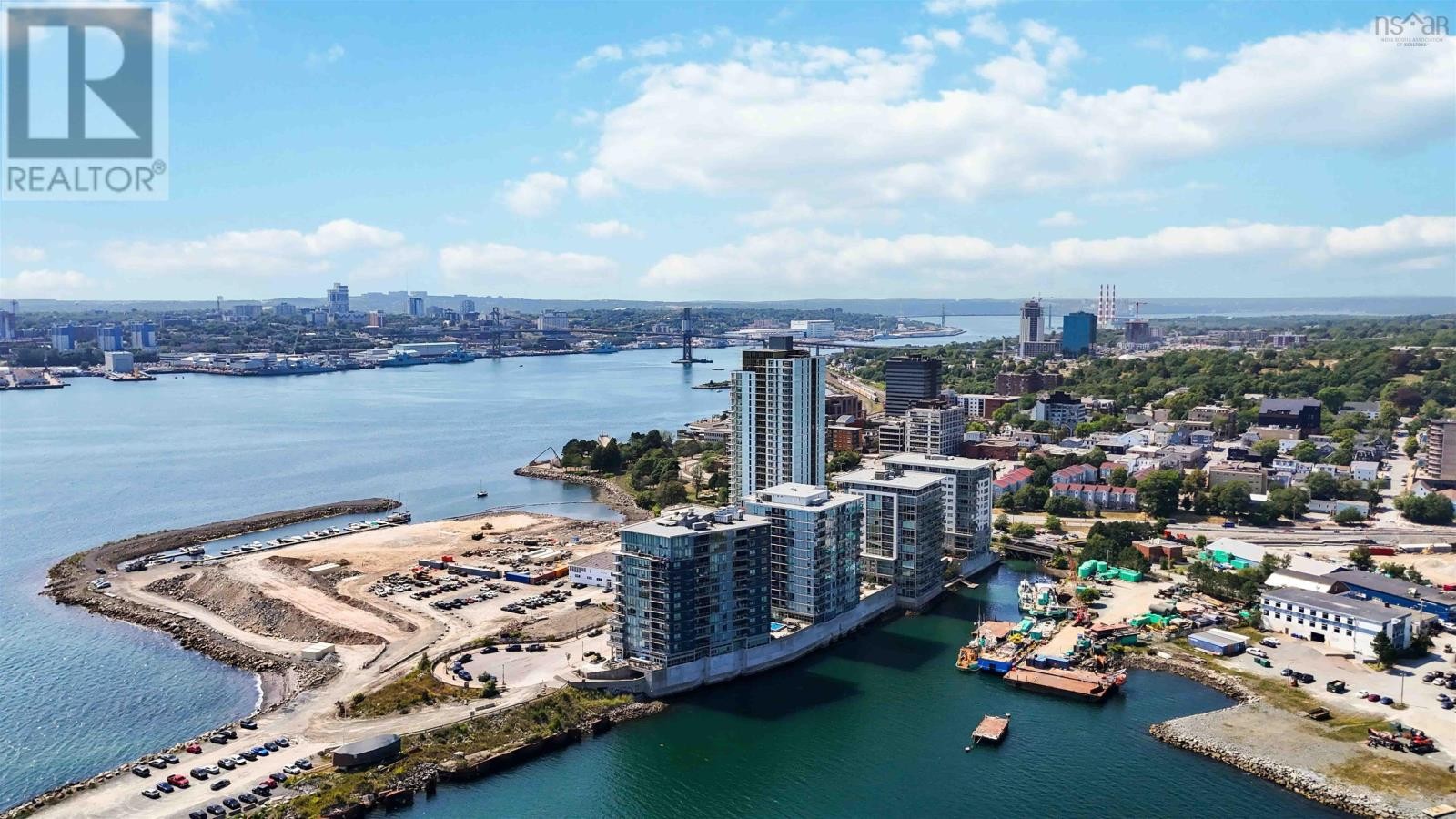 












701 67 Kings Wharf Place

,
Dartmouth,




Nova Scotia
B2Y0C6

