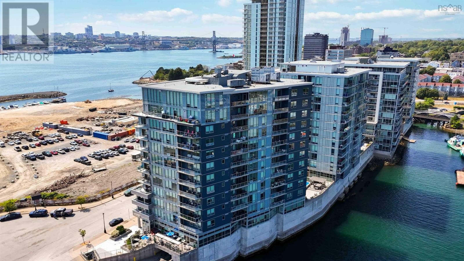 












701 67 Kings Wharf Place

,
Dartmouth,




Nova Scotia
B2Y0C6

