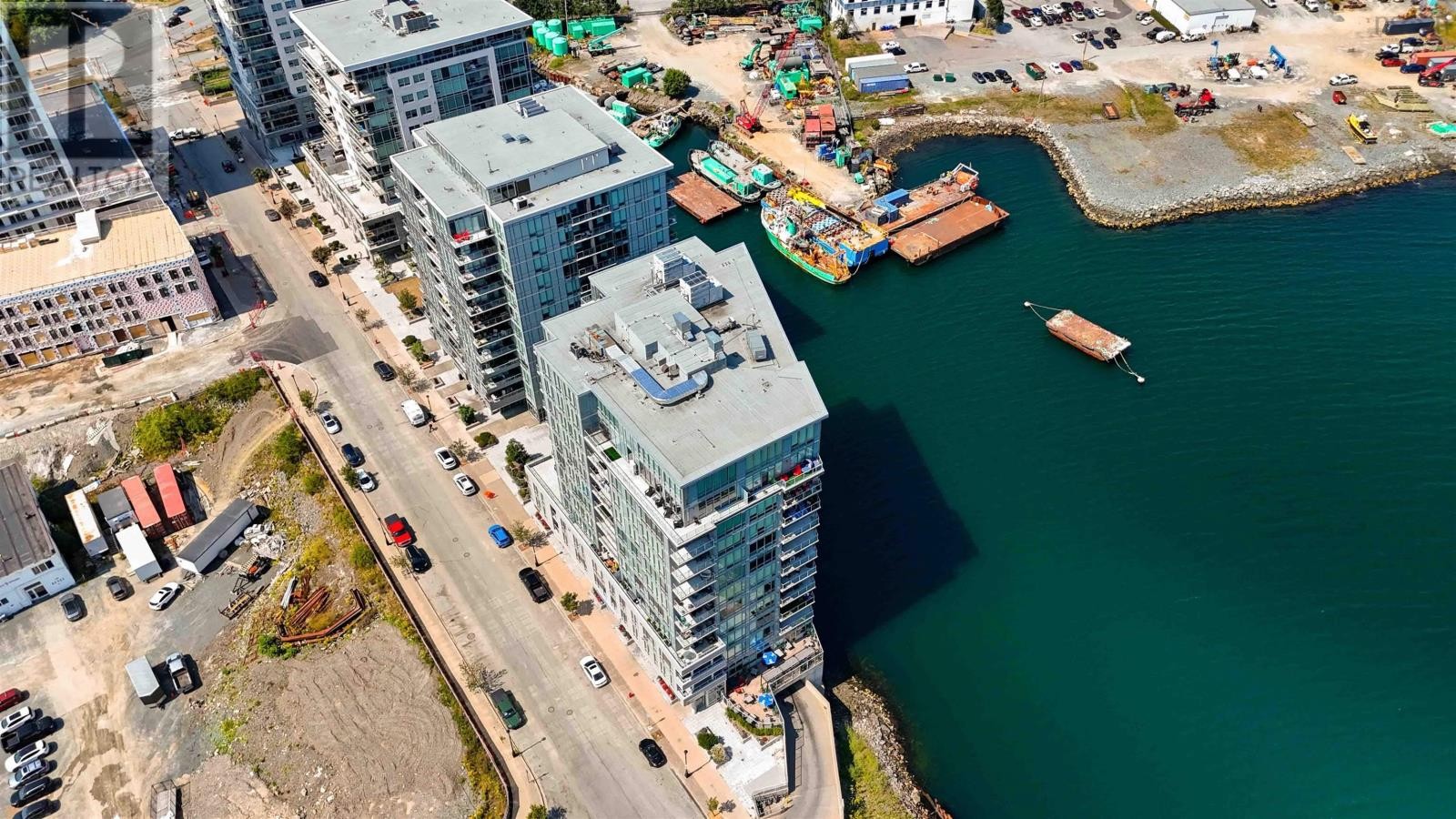 












701 67 Kings Wharf Place

,
Dartmouth,




Nova Scotia
B2Y0C6

