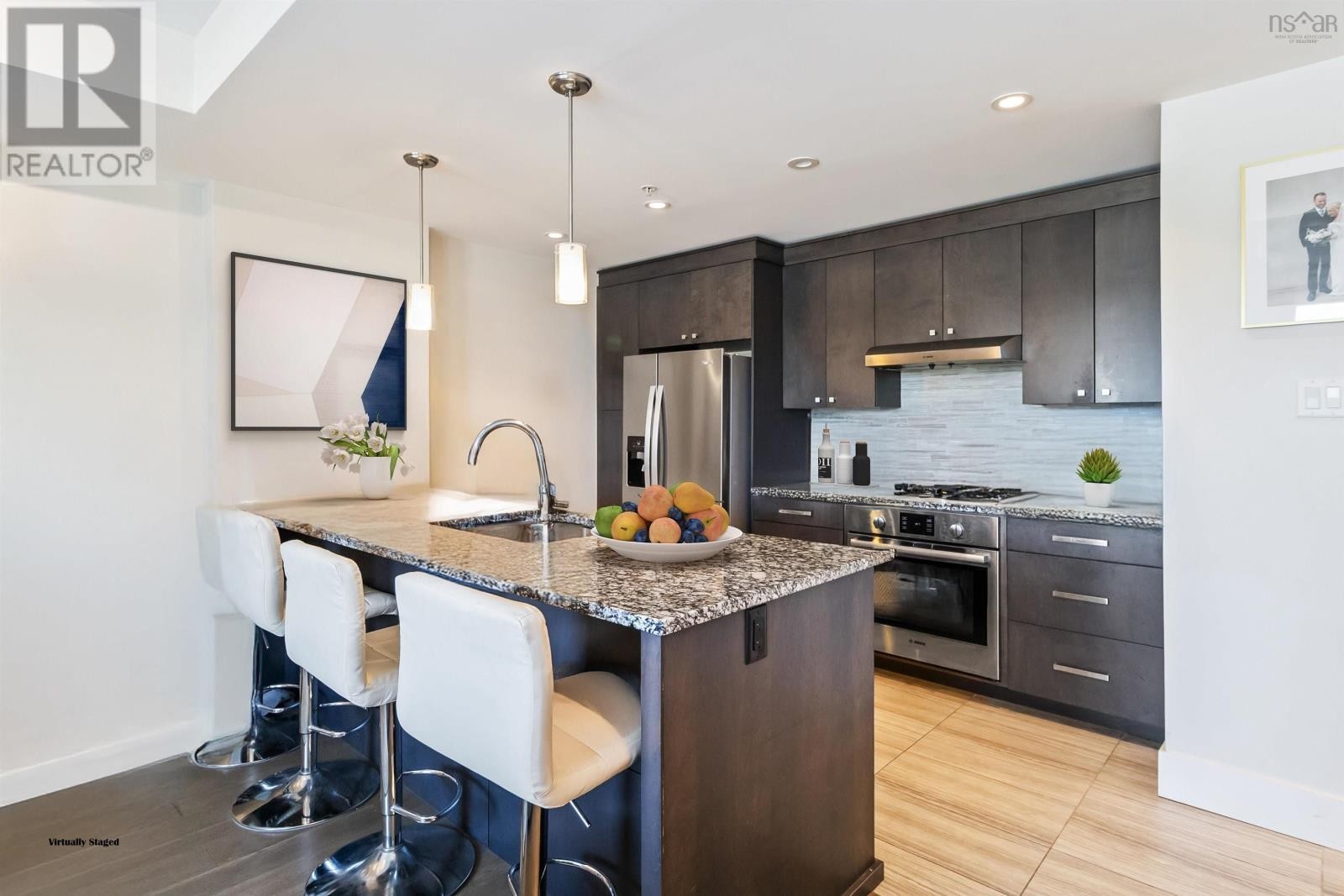 












701 67 Kings Wharf Place

,
Dartmouth,




Nova Scotia
B2Y0C6

