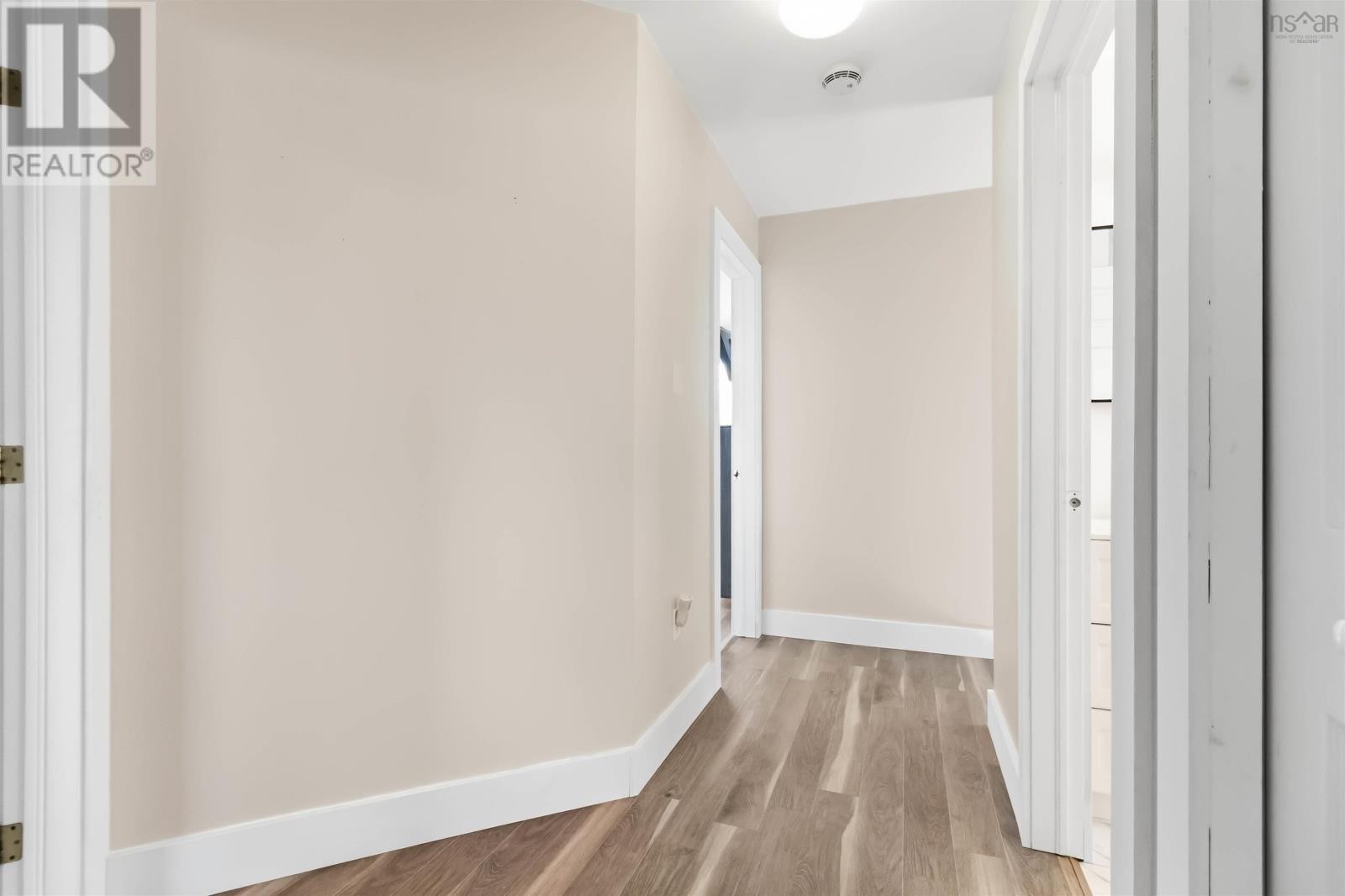 












185 Avenue Du Portage

,
Dartmouth,




Nova Scotia
B2X3S3

