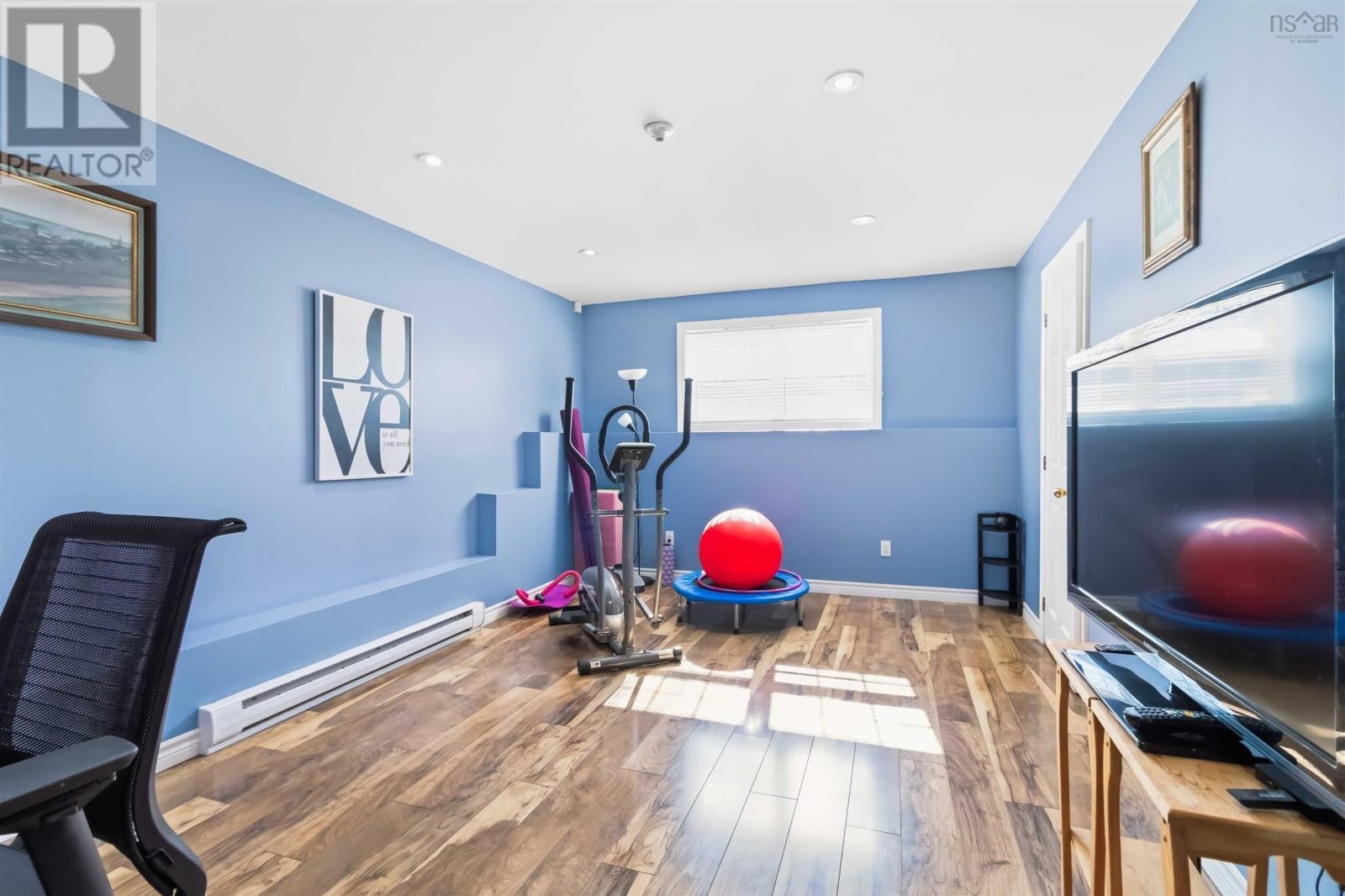 












185 Avenue Du Portage

,
Dartmouth,




Nova Scotia
B2X3S3

