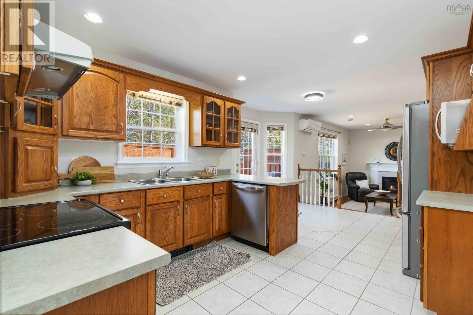 












46 Stone Gate Court

,
Dartmouth,




Nova Scotia
B2X3T2

