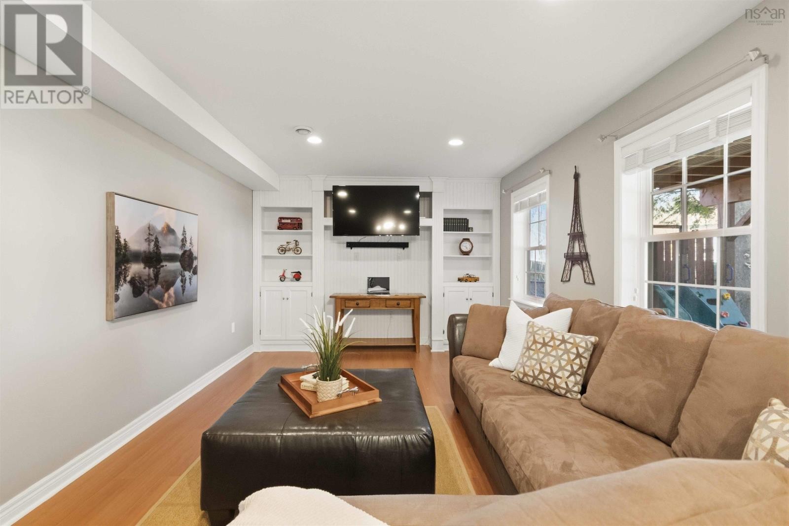 












46 Stone Gate Court

,
Dartmouth,




Nova Scotia
B2X3T2

