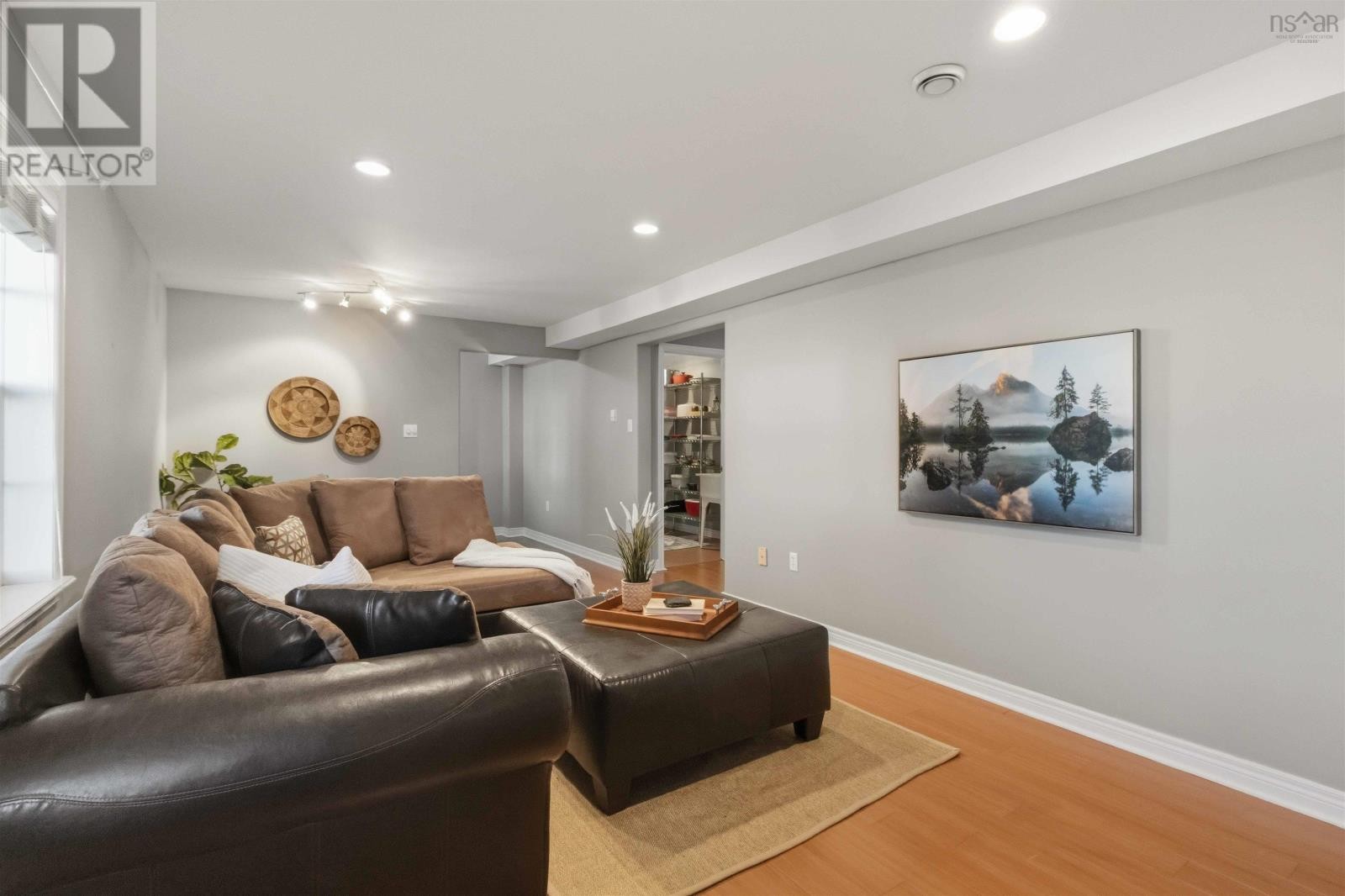 












46 Stone Gate Court

,
Dartmouth,




Nova Scotia
B2X3T2

