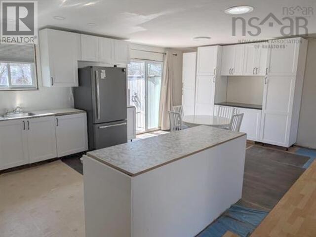 












57 Carlisle Drive

,
Dartmouth,




Nova Scotia
B2V1V8

