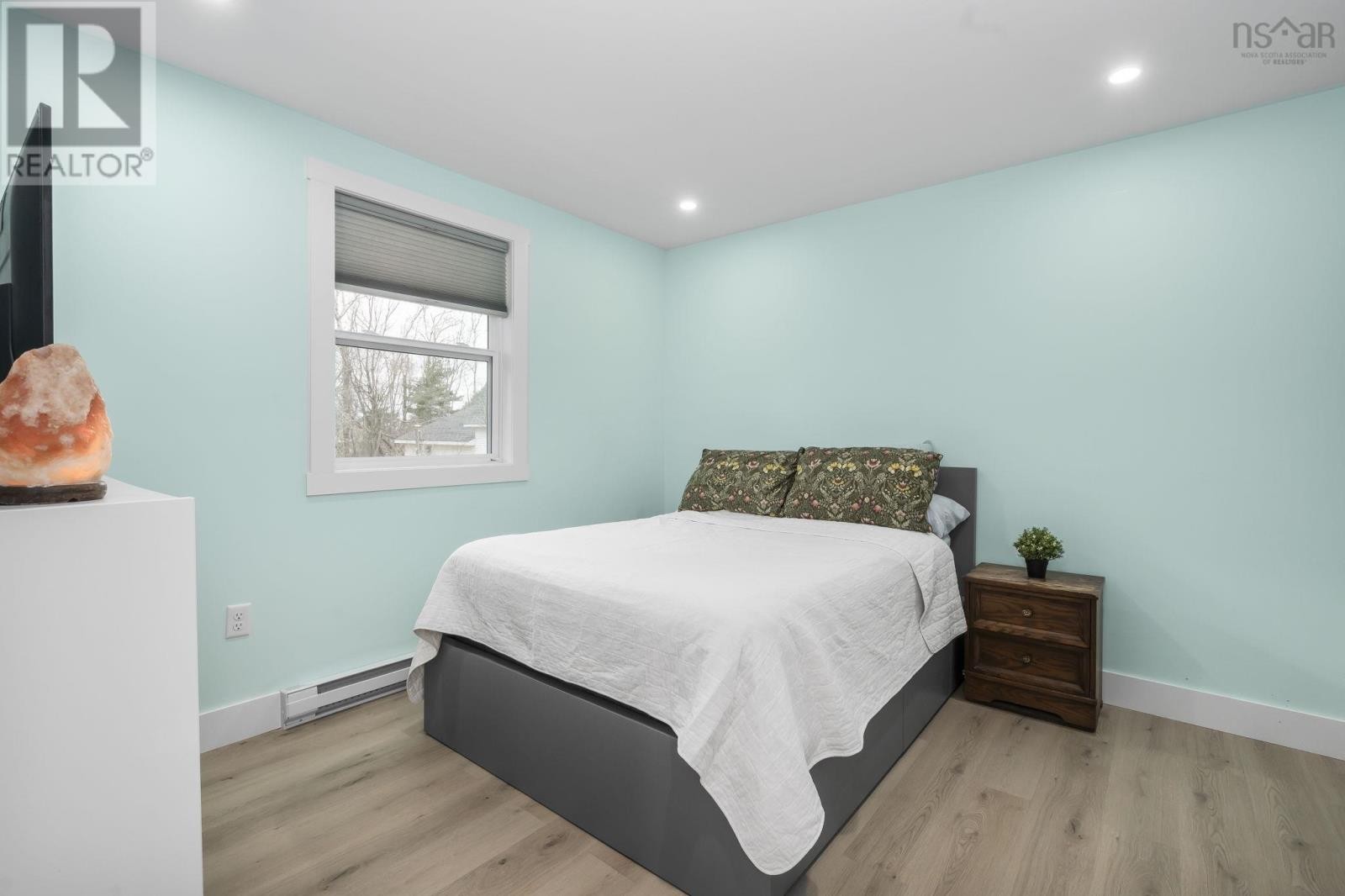 












73 East Court Road

,
Bible Hill,




Nova Scotia
B2N4M7

