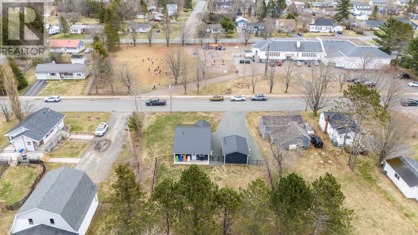 












73 East Court Road

,
Bible Hill,




Nova Scotia
B2N4M7

