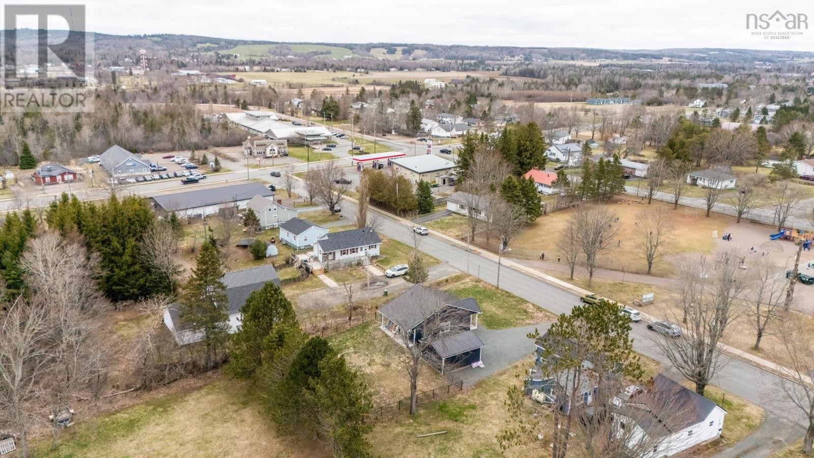 












73 East Court Road

,
Bible Hill,




Nova Scotia
B2N4M7

