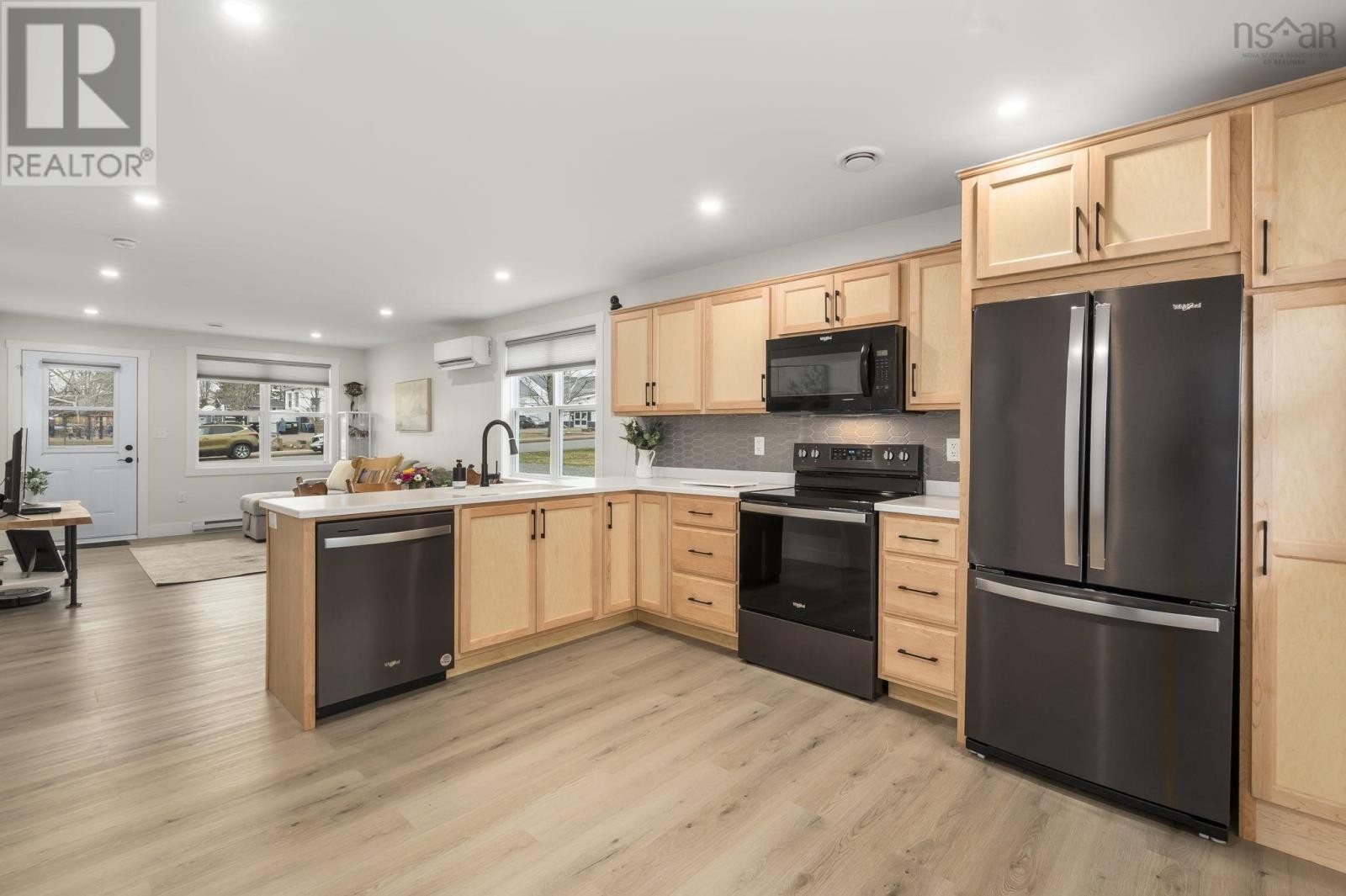 












73 East Court Road

,
Bible Hill,




Nova Scotia
B2N4M7

