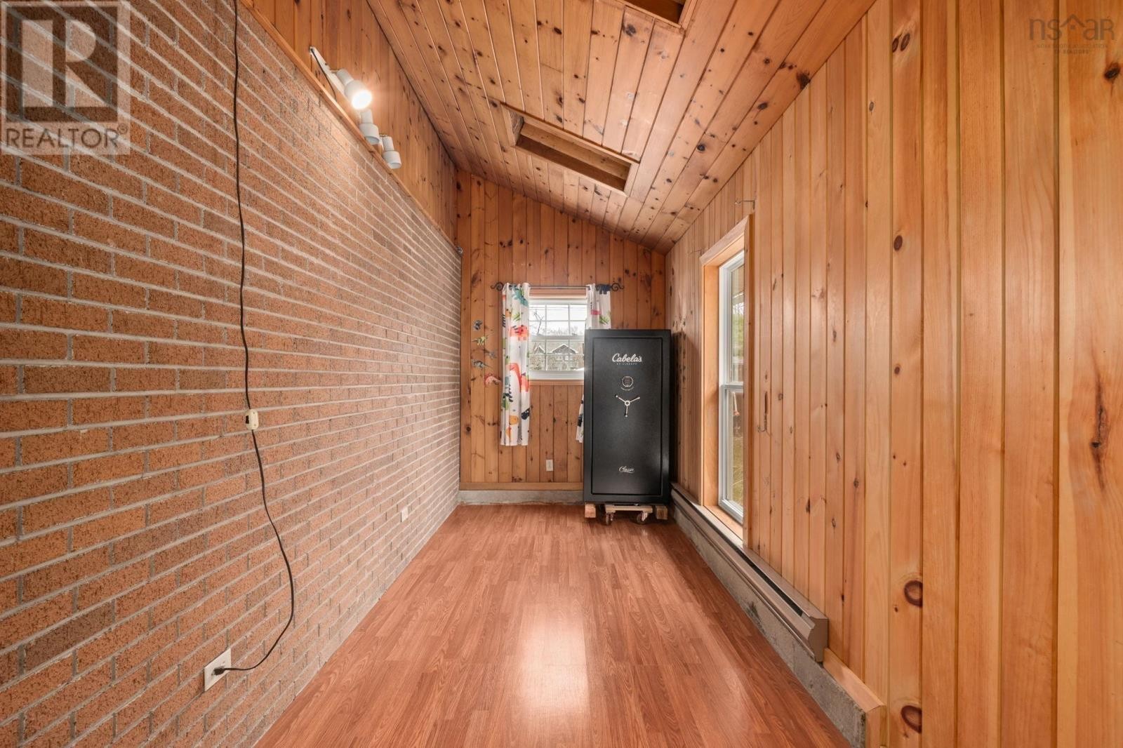 












21 Malcolm Lucas Drive

,
Enfield,




Nova Scotia
B2T1A8

