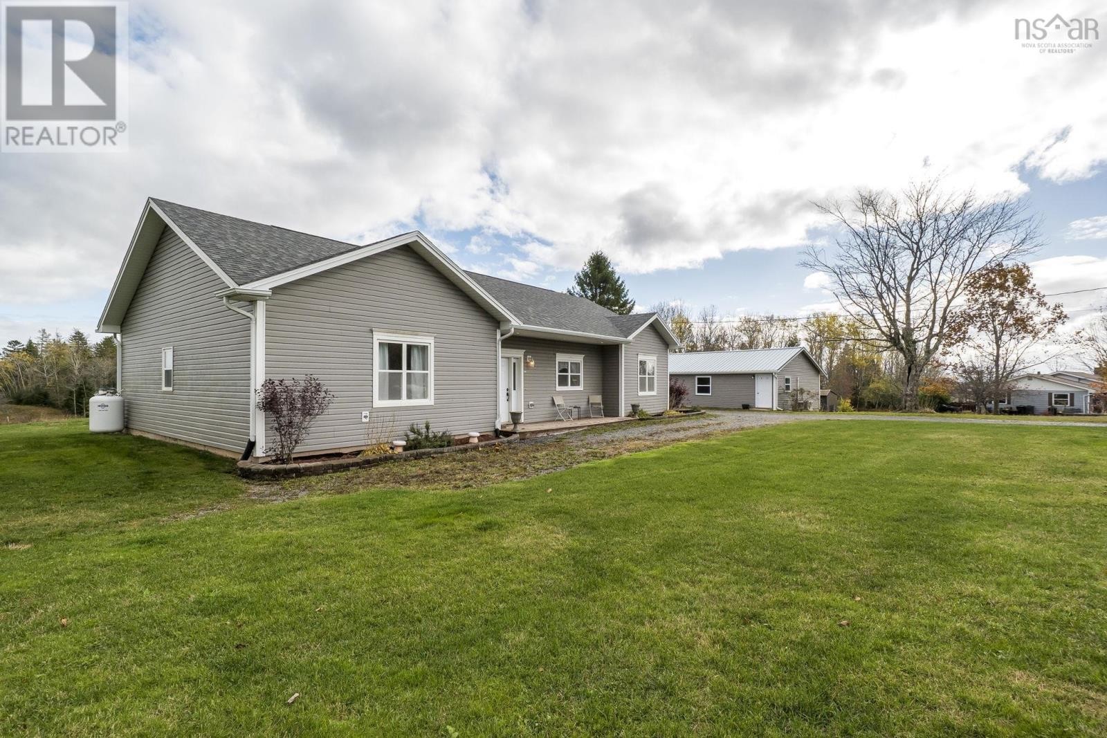 












6874 Highway 354

,
Kennetcook,




Nova Scotia
B0N1P0

