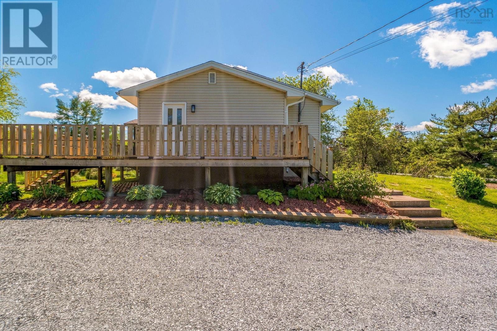 












112 Dutch Settlement Road

,
Lantz,




Nova Scotia
B2S2B9

