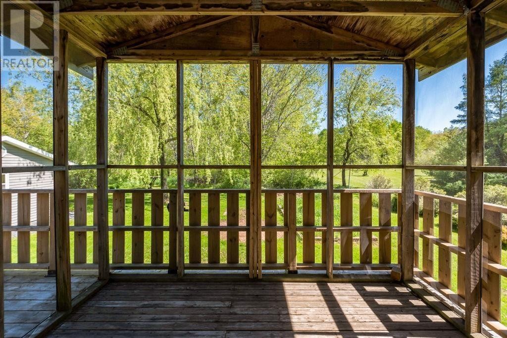 












112 Dutch Settlement Road

,
Lantz,




Nova Scotia
B2S2B9

