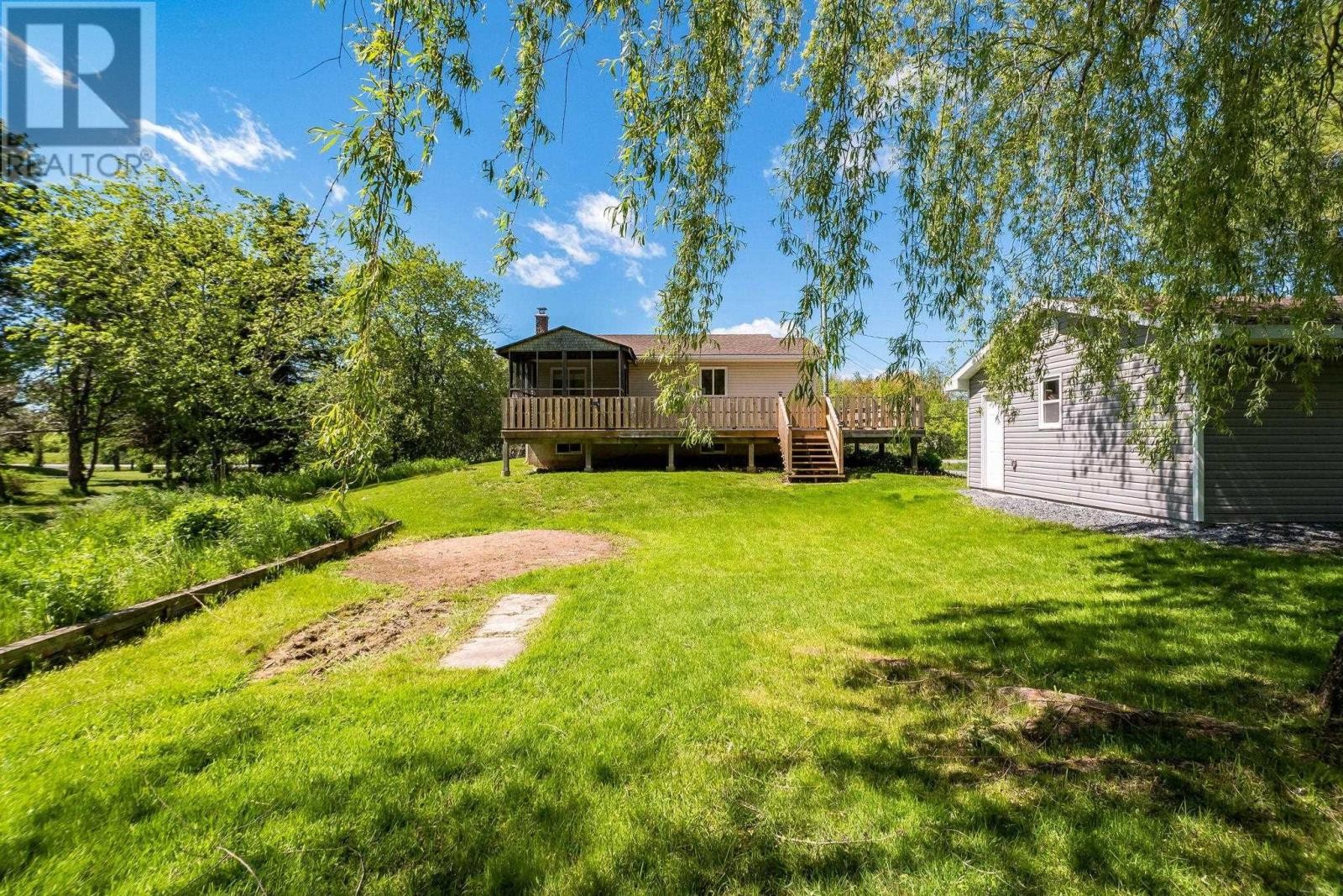 












112 Dutch Settlement Road

,
Lantz,




Nova Scotia
B2S2B9


