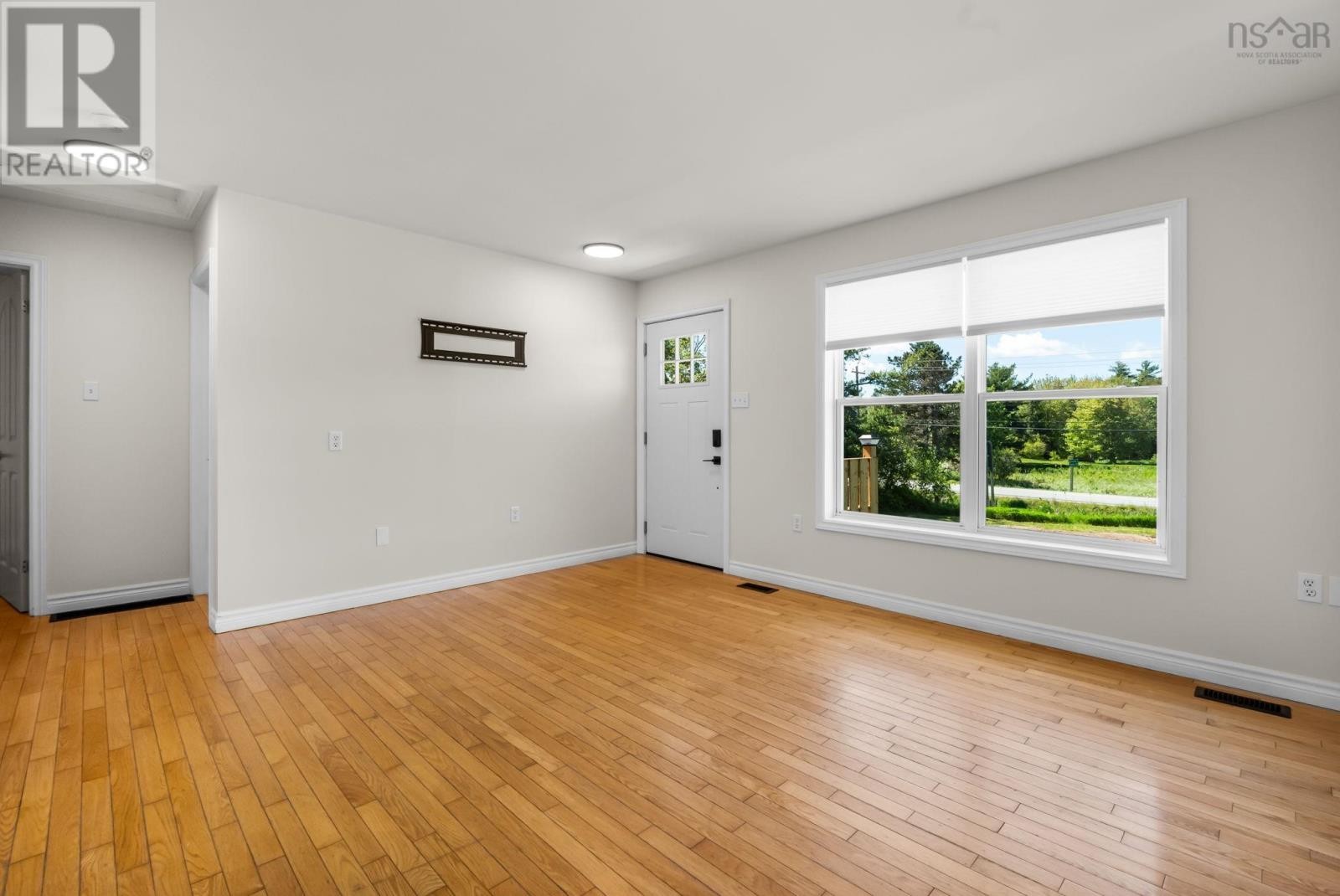 












112 Dutch Settlement Road

,
Lantz,




Nova Scotia
B2S2B9

