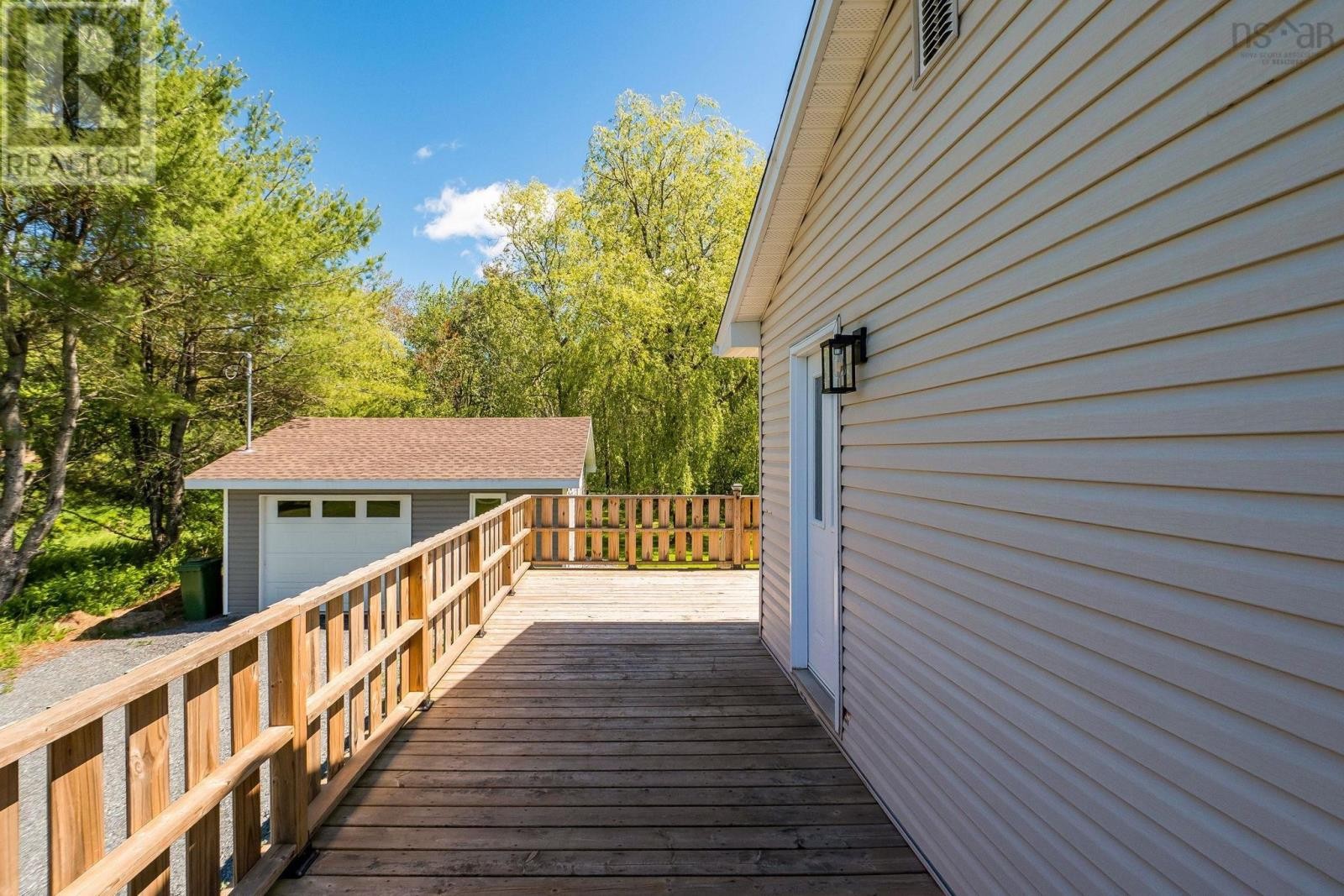 












112 Dutch Settlement Road

,
Lantz,




Nova Scotia
B2S2B9

