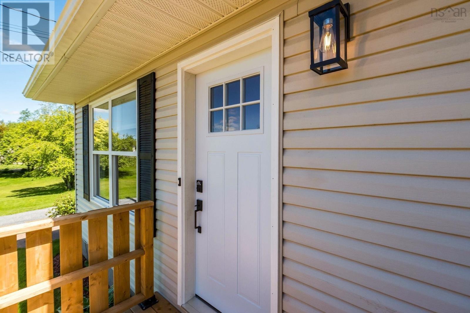 












112 Dutch Settlement Road

,
Lantz,




Nova Scotia
B2S2B9

