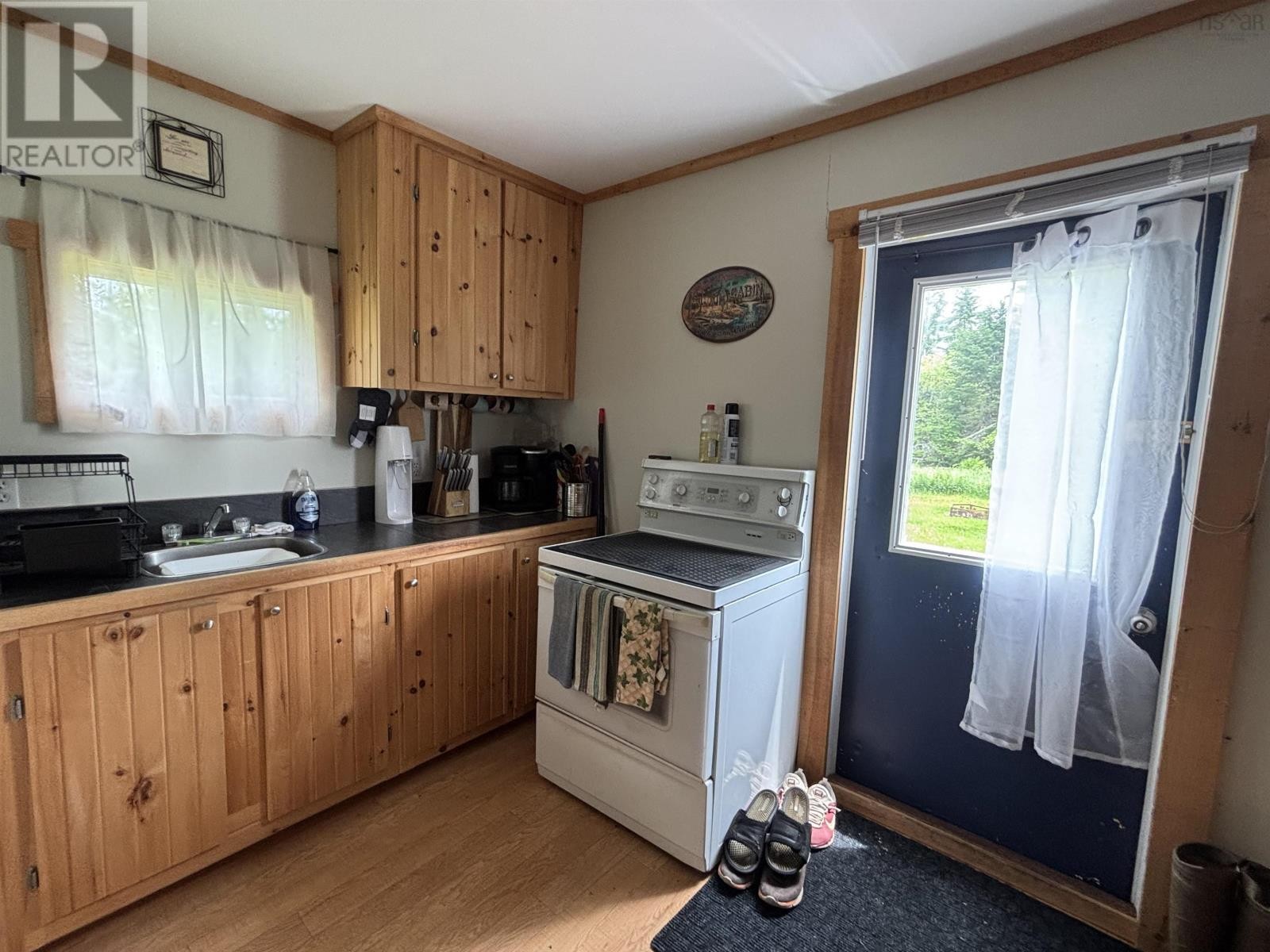 












20 Benvie Hill Road

,
Greenwood,




Nova Scotia
B0N1X0

