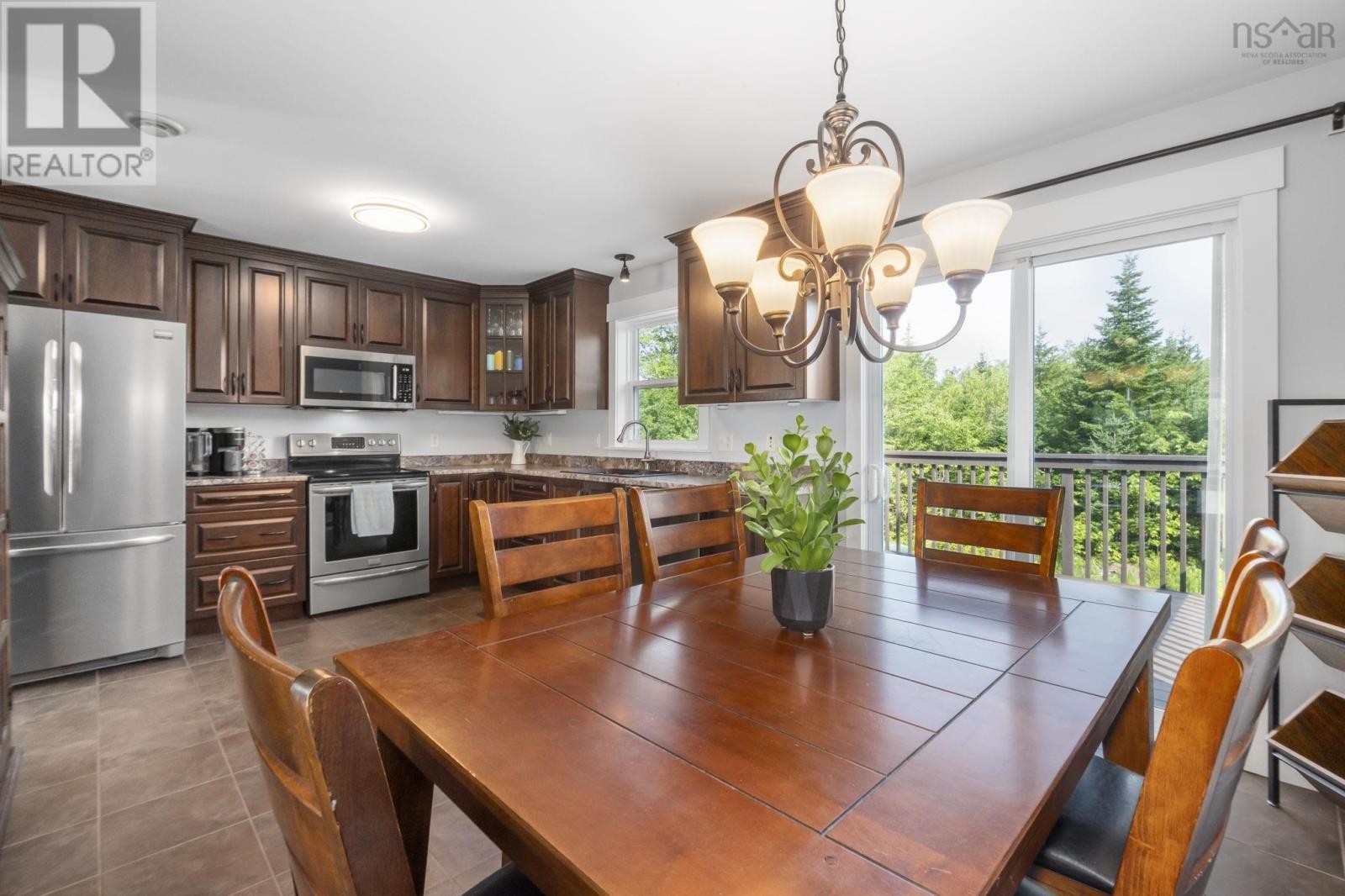 












3350 Old Guysborough Road

,
Devon,




Nova Scotia
B2T1K8


