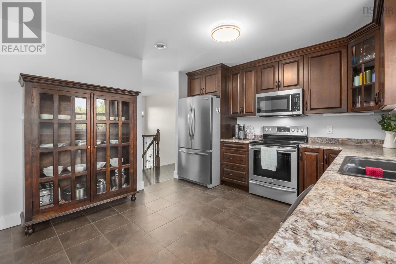 












3350 Old Guysborough Road

,
Devon,




Nova Scotia
B2T1K8

