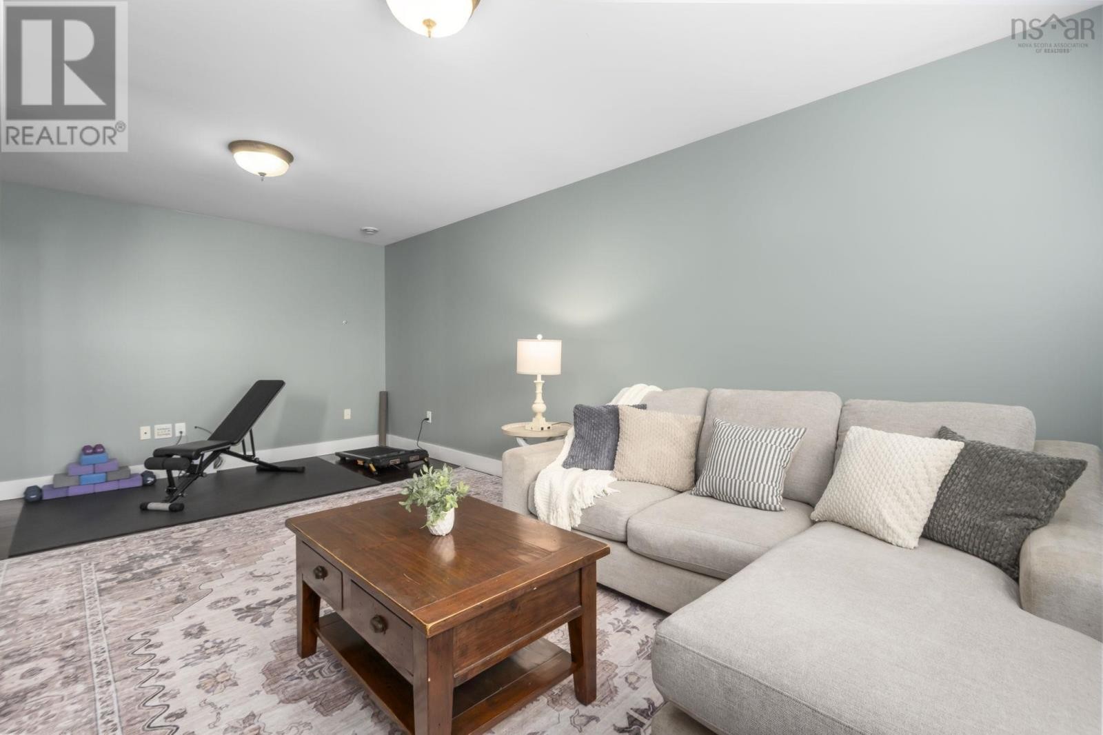 












3350 Old Guysborough Road

,
Devon,




Nova Scotia
B2T1K8


