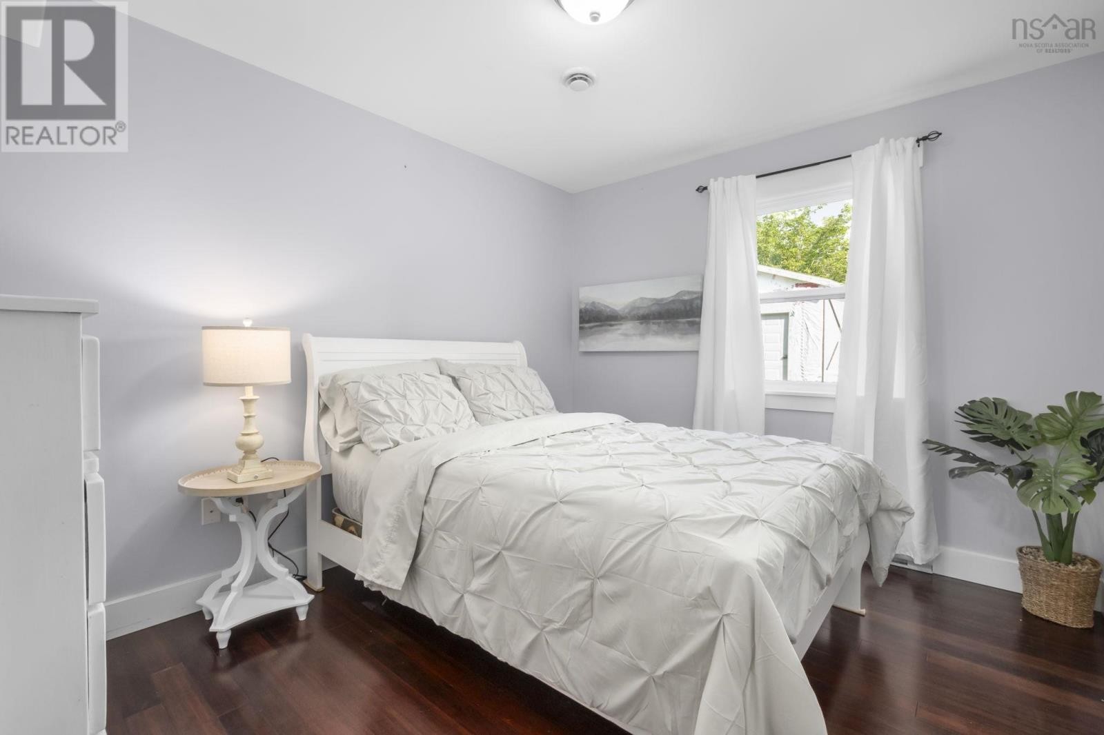 












3350 Old Guysborough Road

,
Devon,




Nova Scotia
B2T1K8

