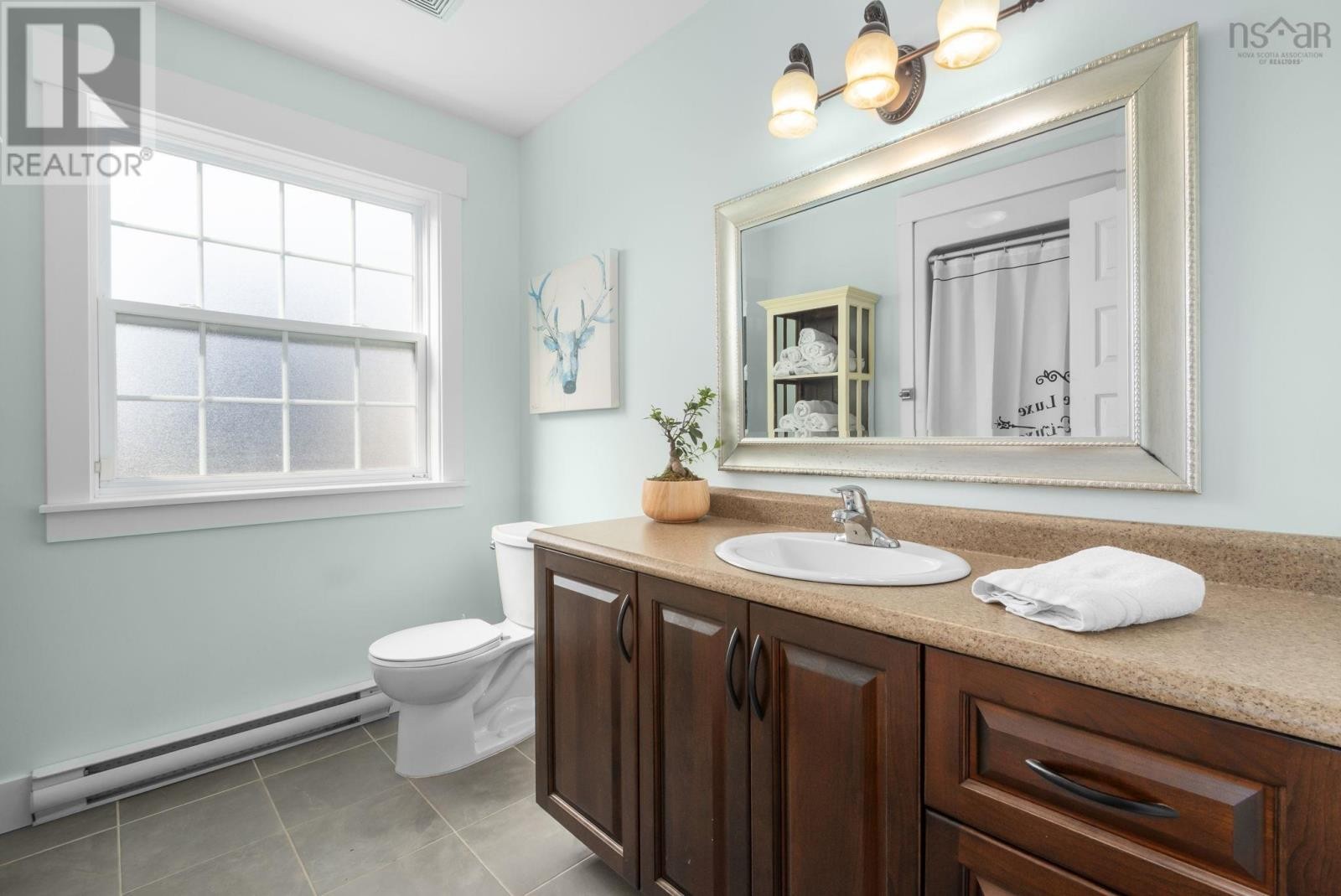 












3350 Old Guysborough Road

,
Devon,




Nova Scotia
B2T1K8

