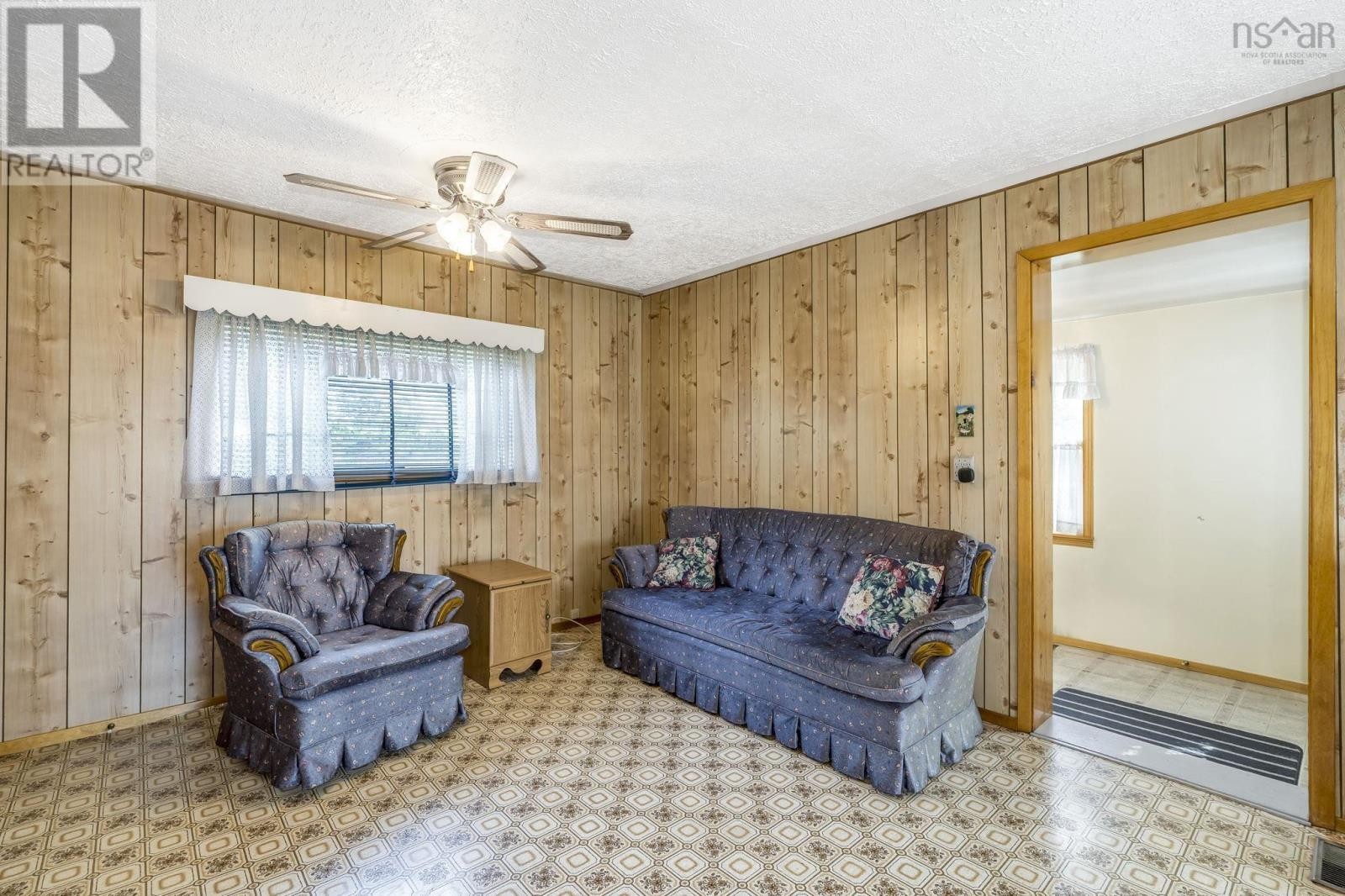 












6016 Highway 354

,
Kennetcook,




Nova Scotia
B0N1T0

