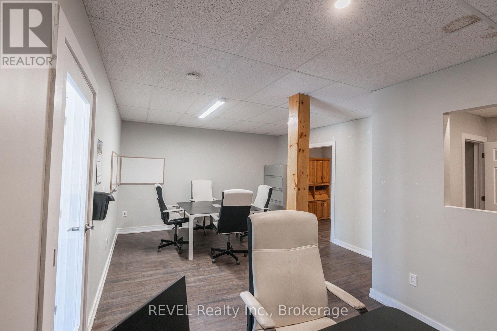 












782 CANBORO ROAD

,
Pelham (Fenwick),




Ontario
L0S1C0

