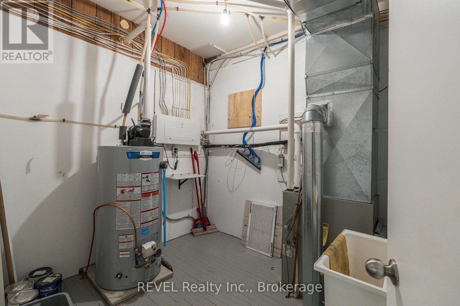 












782 CANBORO ROAD

,
Pelham (Fenwick),




Ontario
L0S1C0

