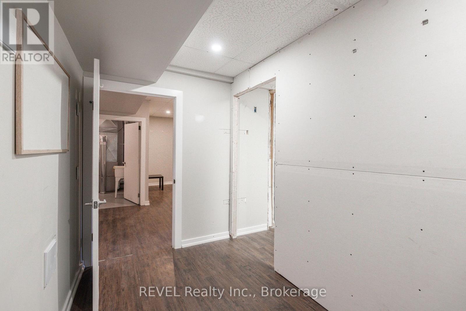 












782 CANBORO ROAD

,
Pelham (Fenwick),




Ontario
L0S1C0

