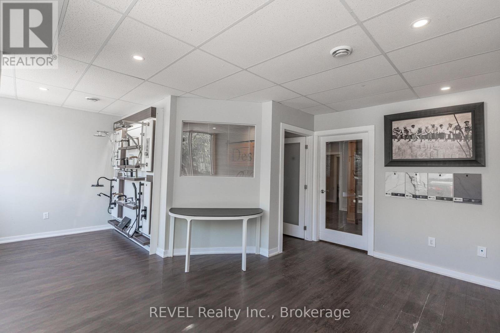 












782 CANBORO ROAD

,
Pelham (Fenwick),




Ontario
L0S1C0

