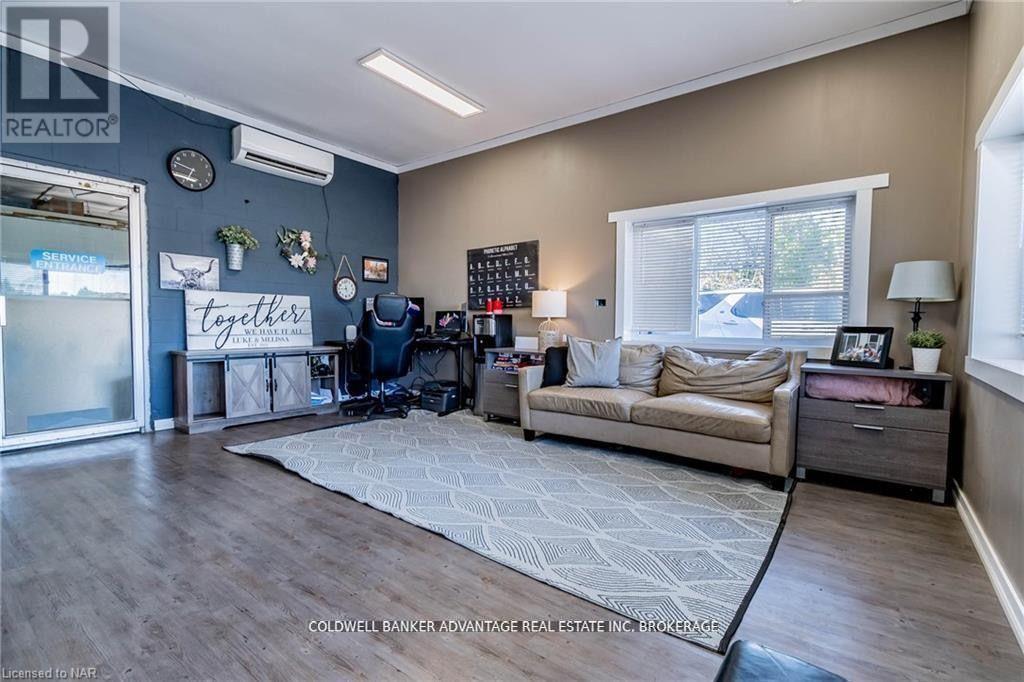 












802 HIGHWAY 20

,
Pelham (Fenwick),




Ontario
L0S1C0

