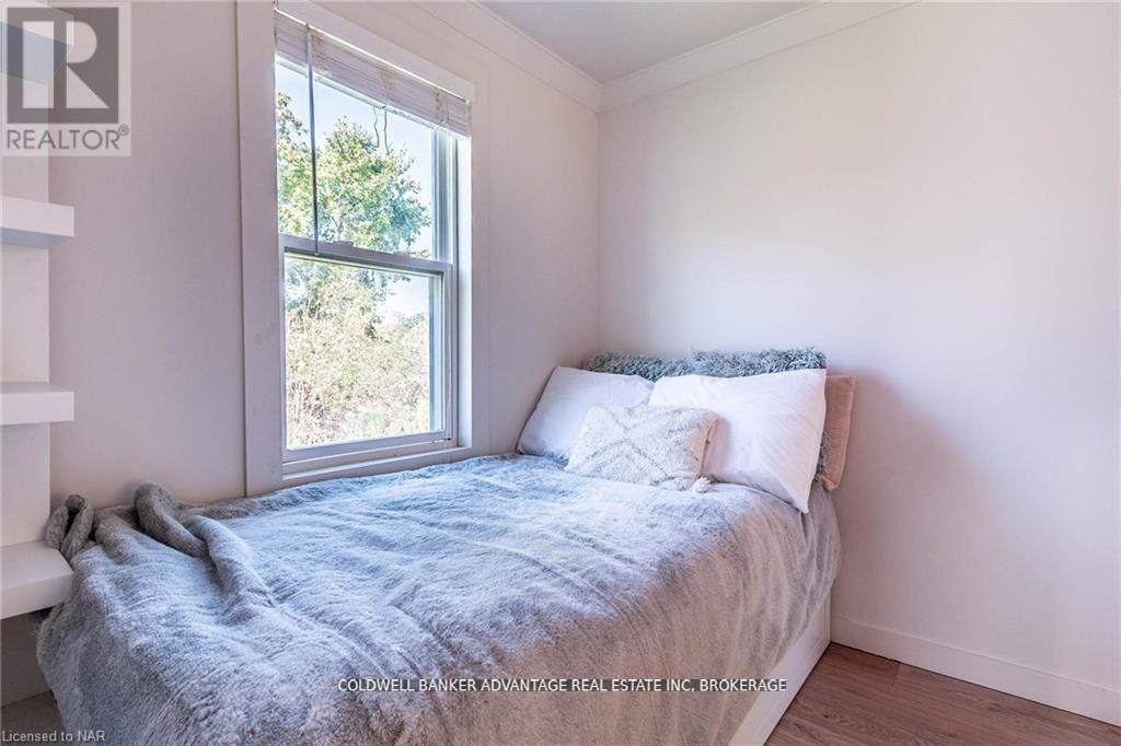












802 HIGHWAY 20

,
Pelham (Fenwick),




Ontario
L0S1C0

